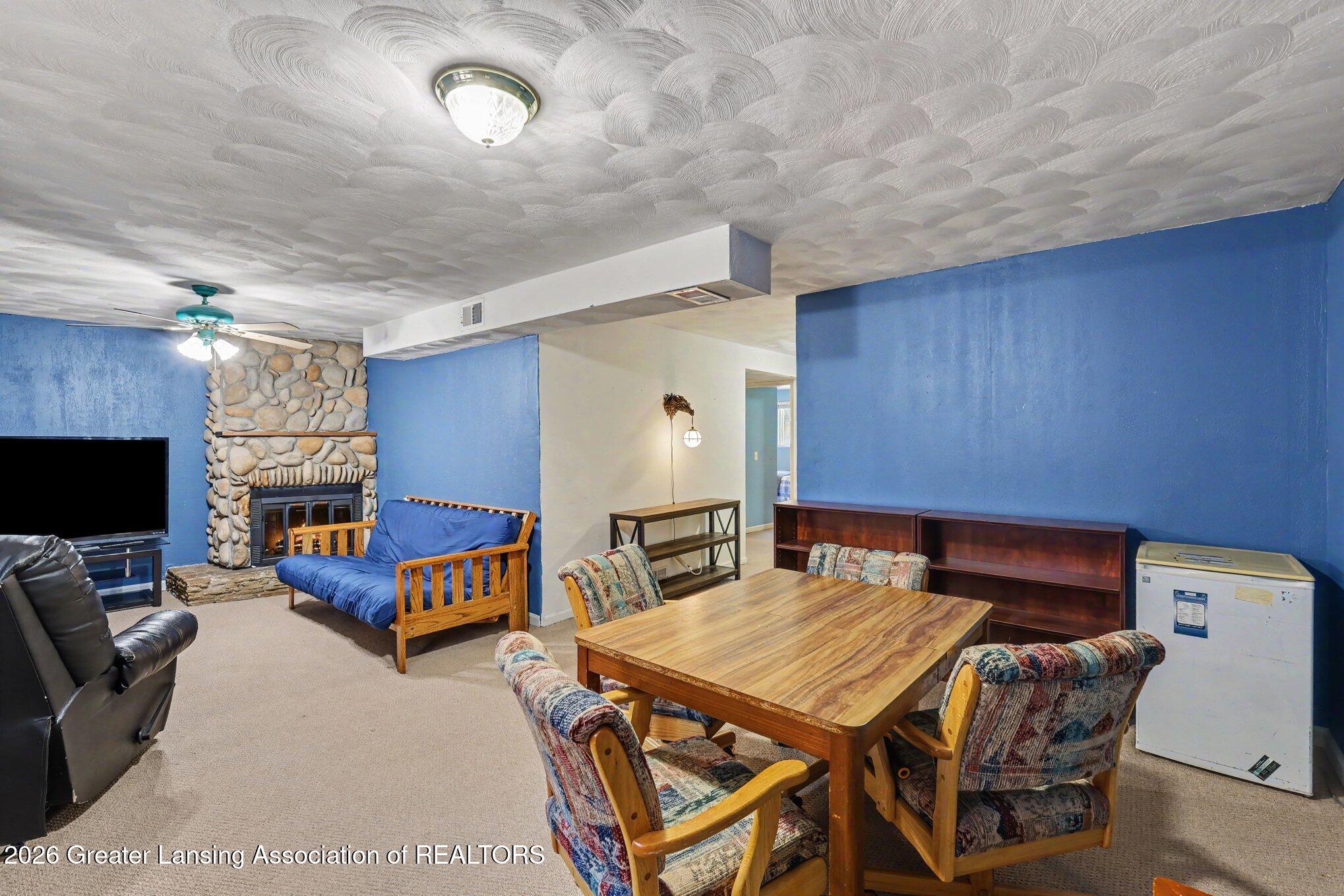 2654 Renfrew Way