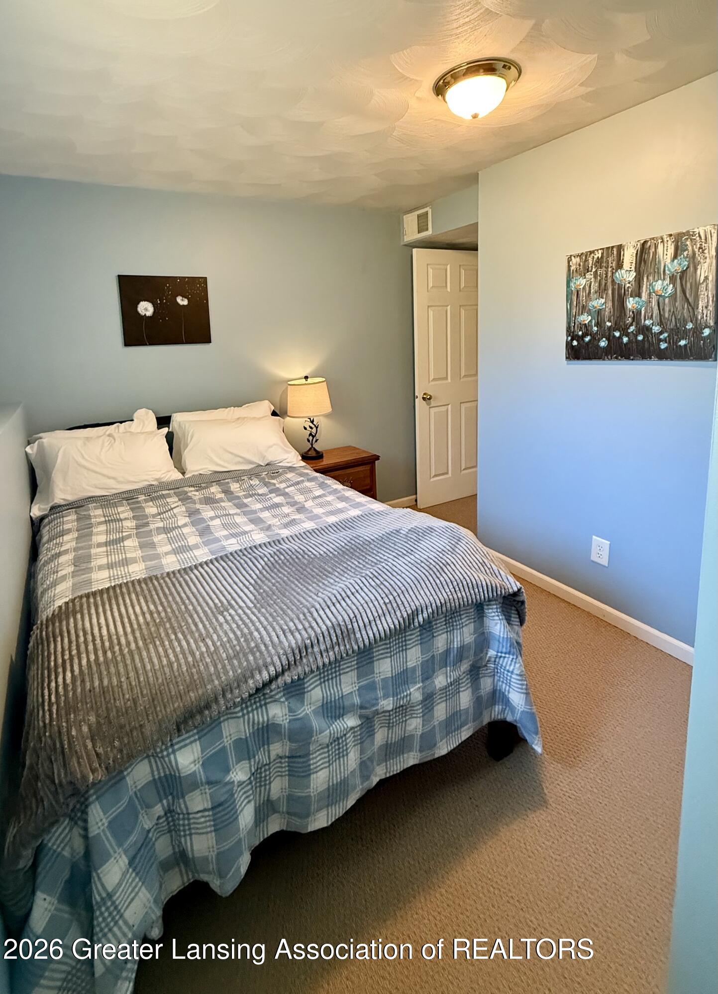 2654 Renfrew Way