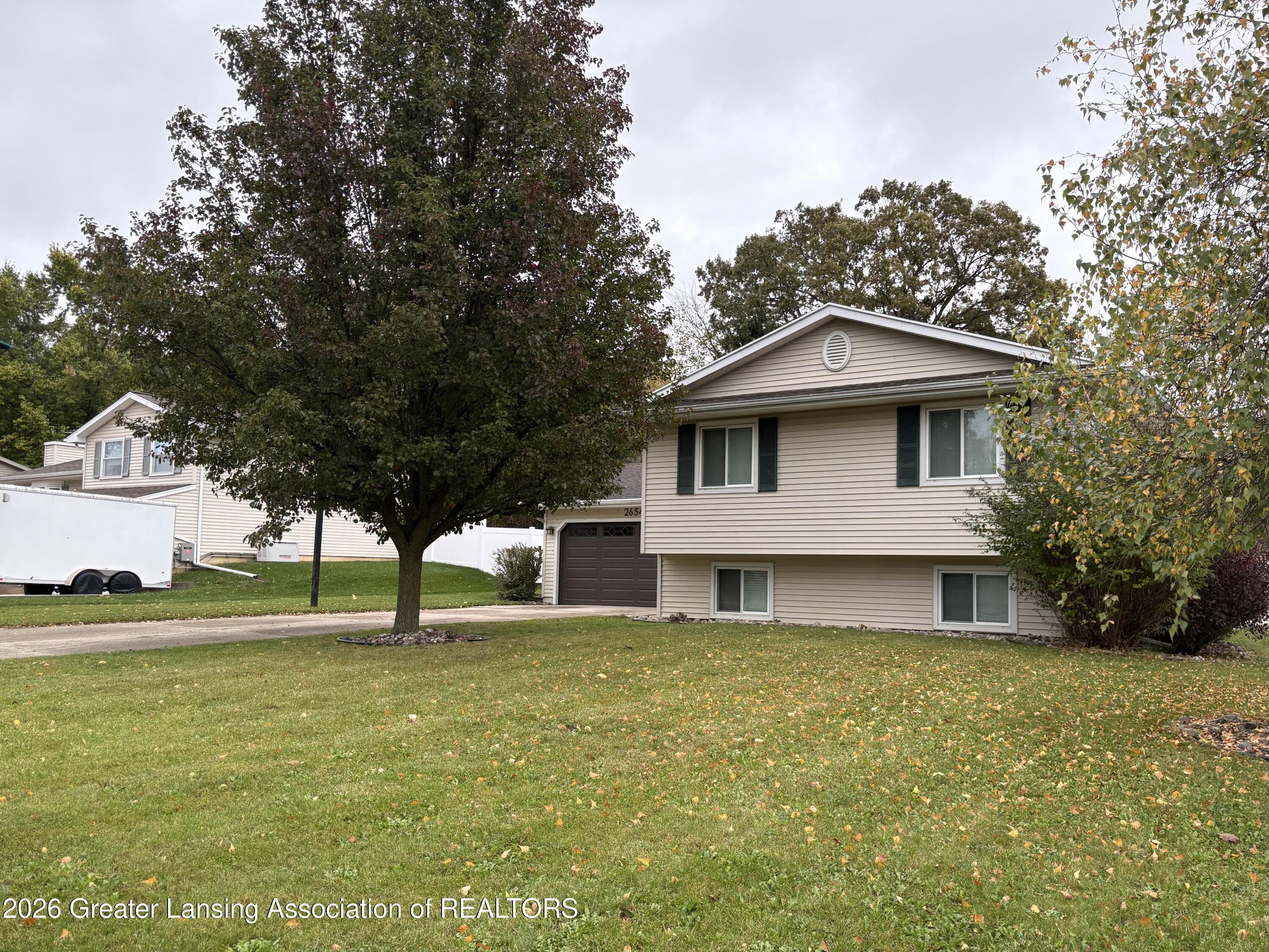 2654 Renfrew Way