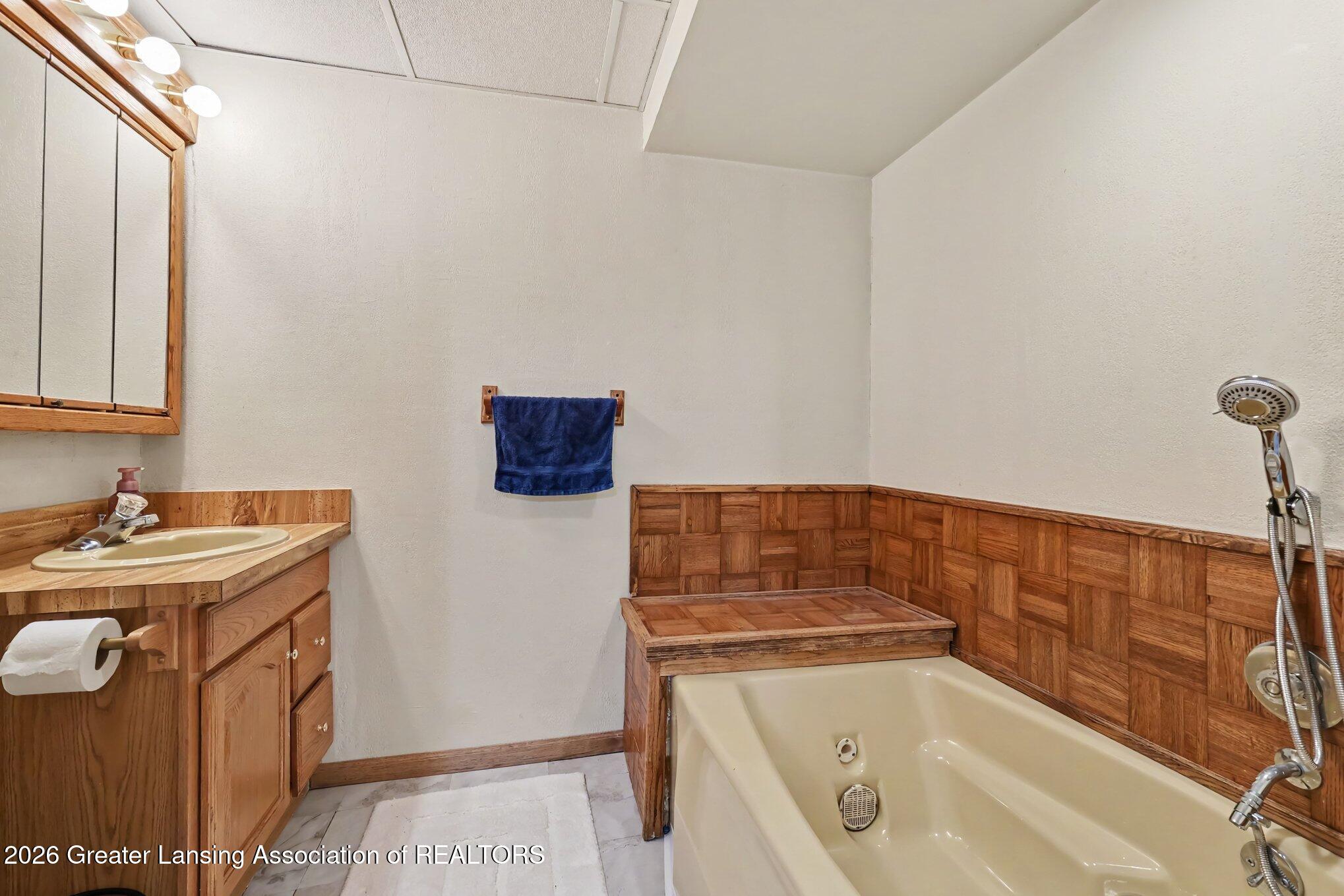 2654 Renfrew Way