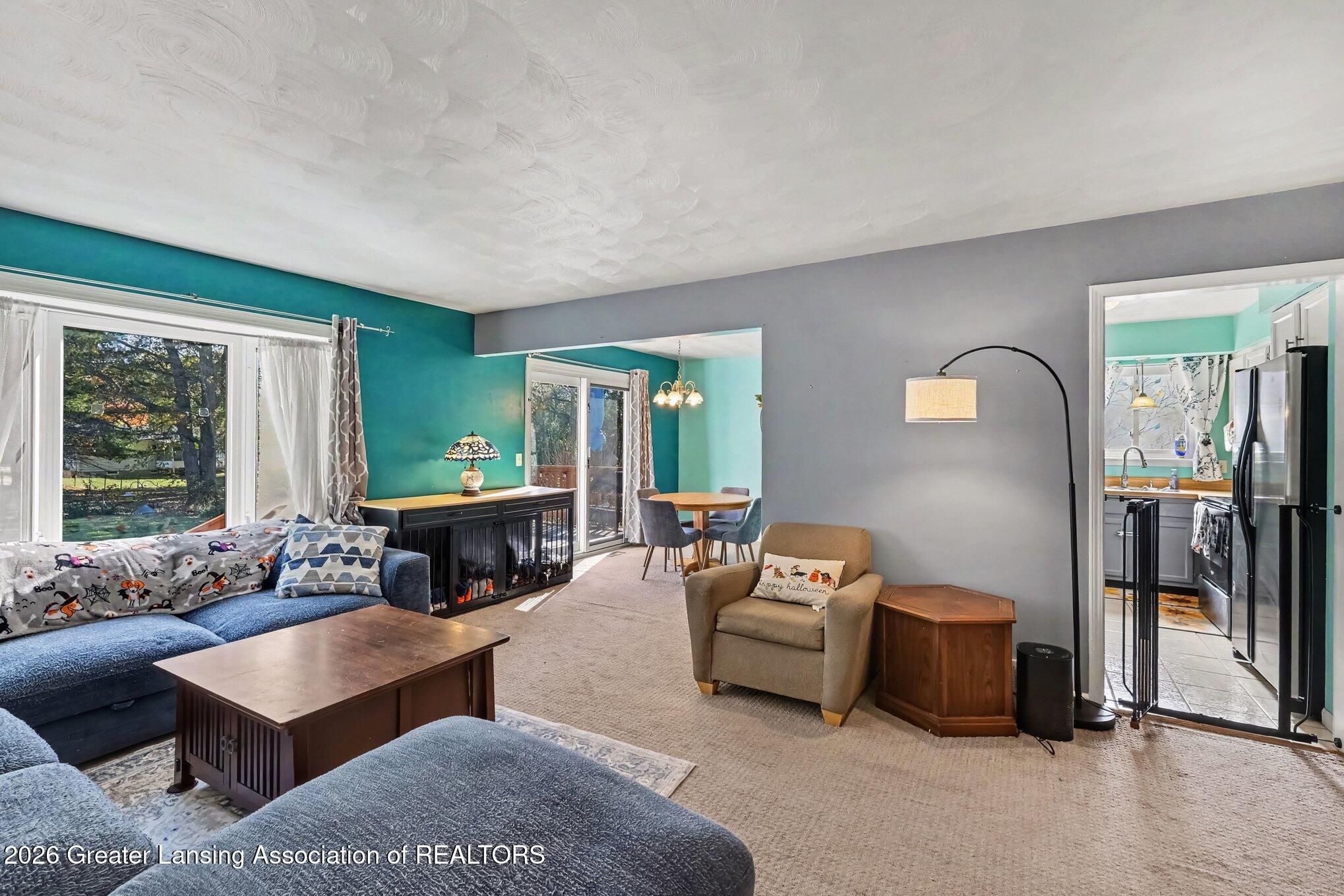 2654 Renfrew Way