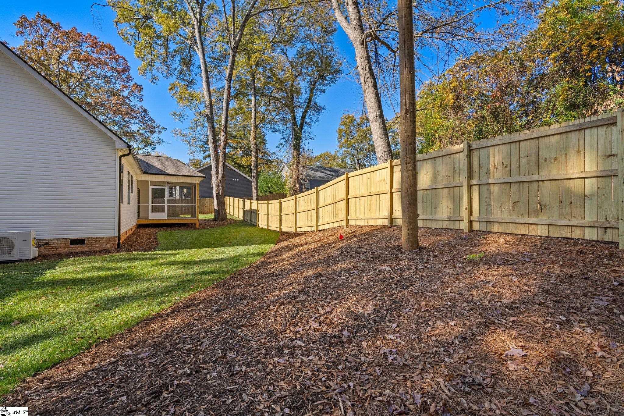 33 Celand Street