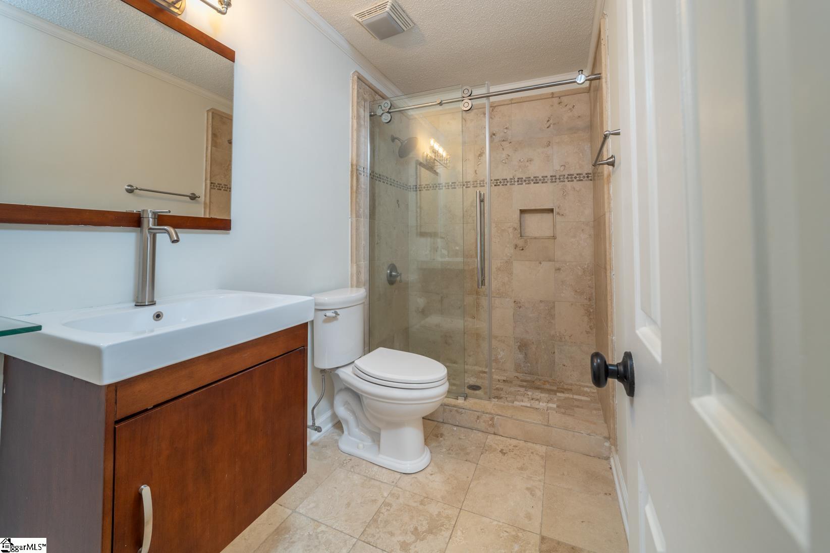 900 N Main Street Unit 1