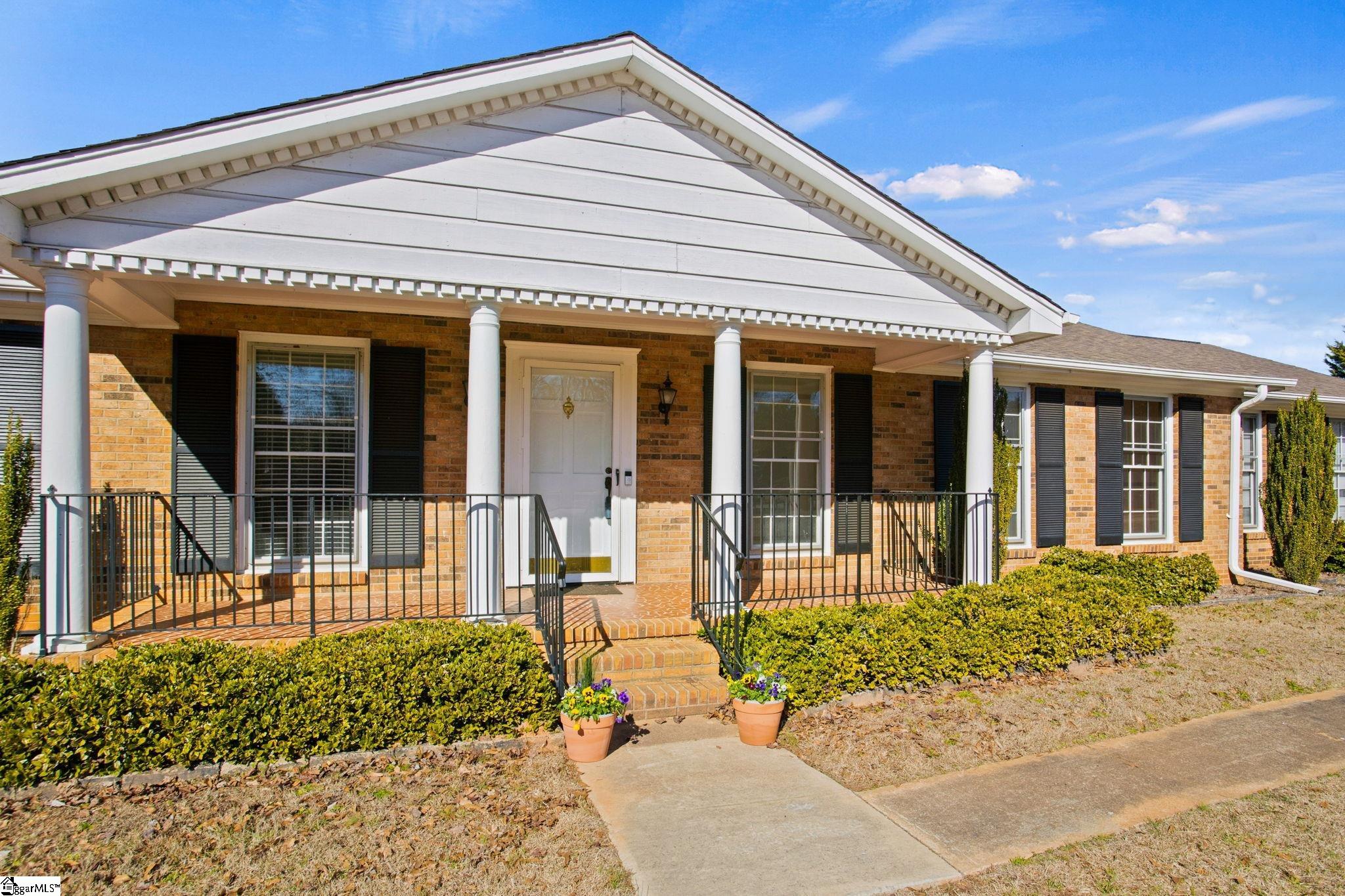 8 Flintlock Court