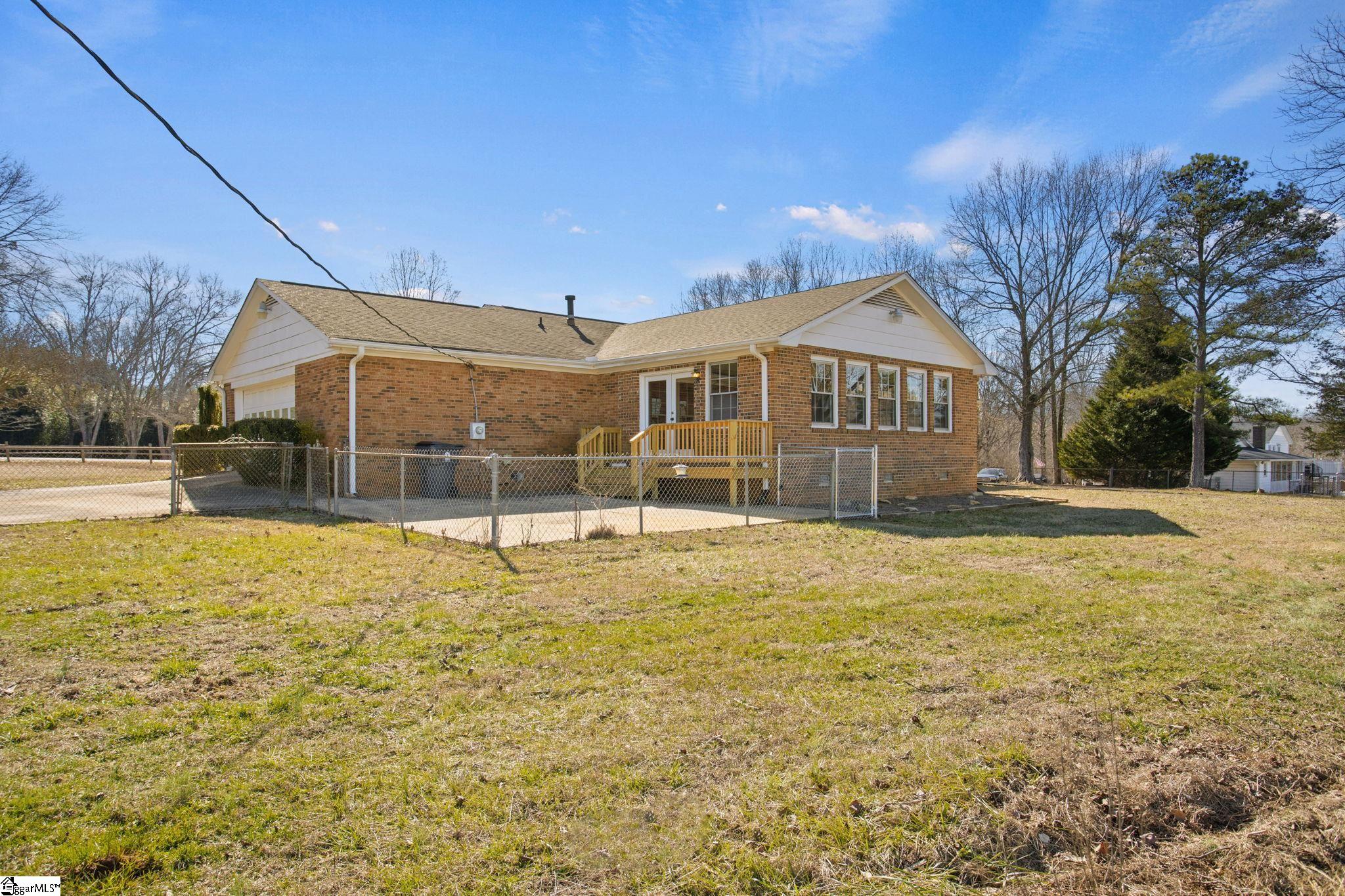 8 Flintlock Court