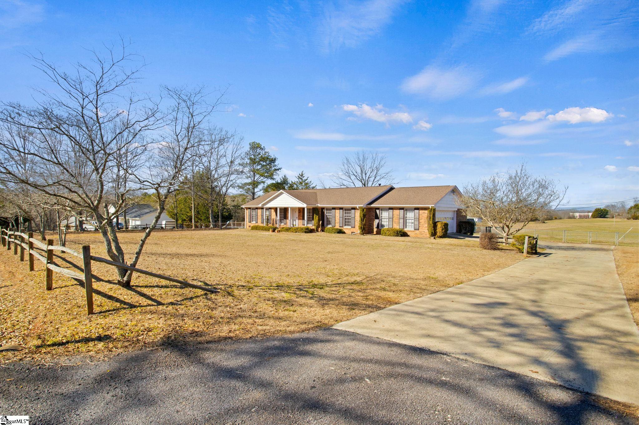 8 Flintlock Court