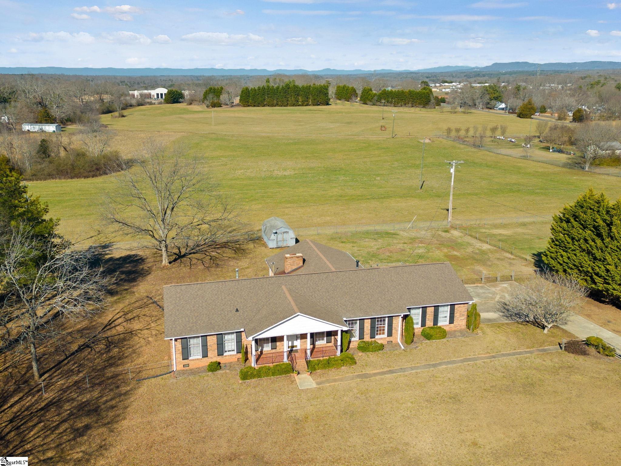 8 Flintlock Court