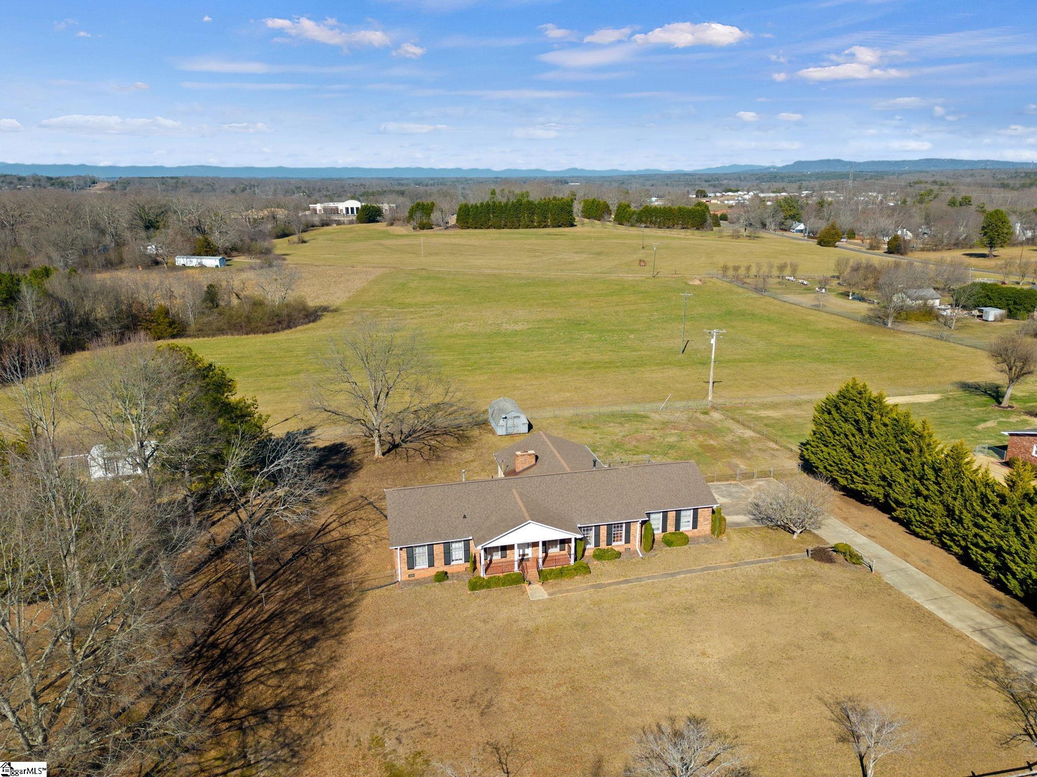 8 Flintlock Court
