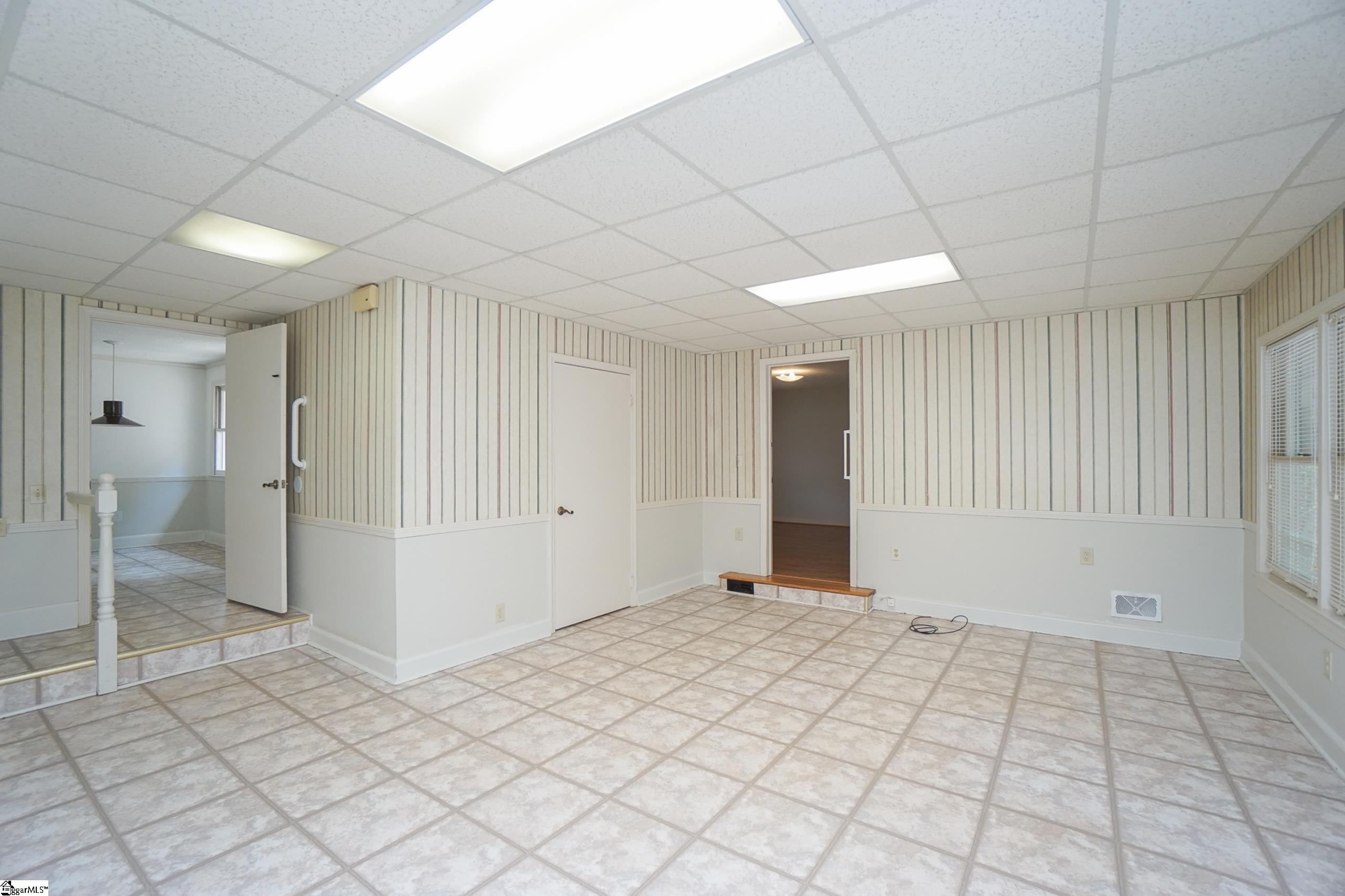 26 Crestline Road