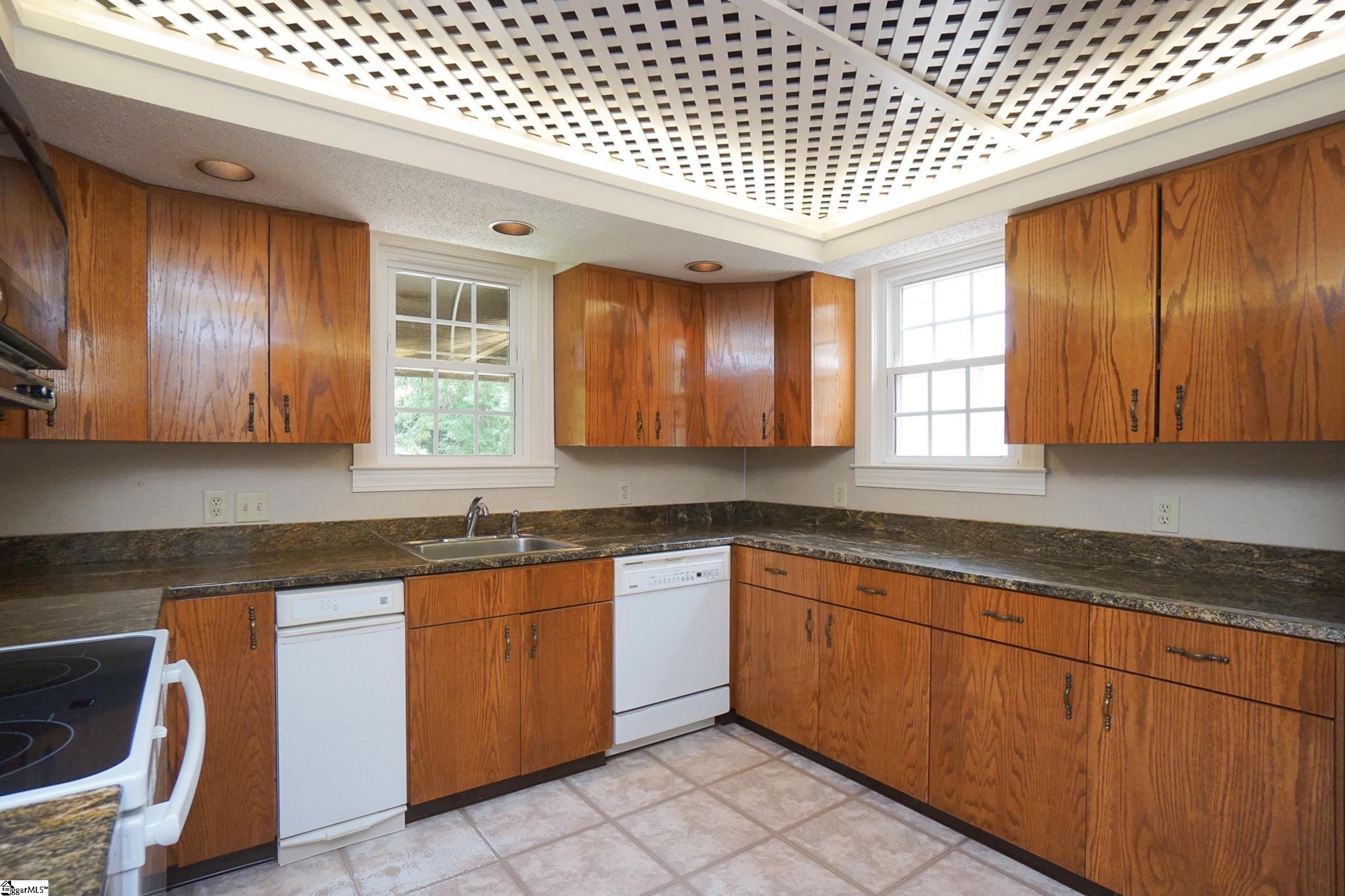 26 Crestline Road