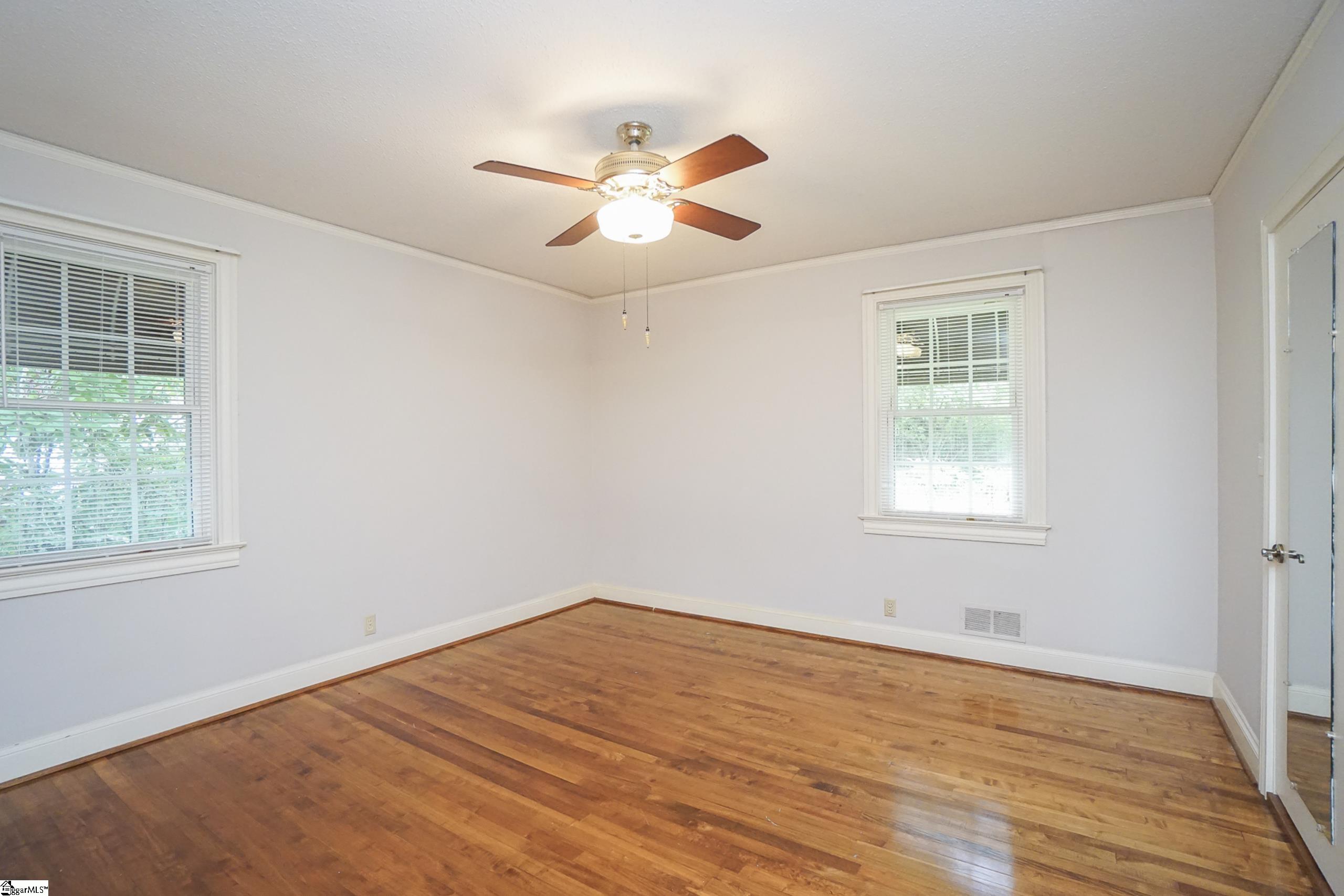 26 Crestline Road