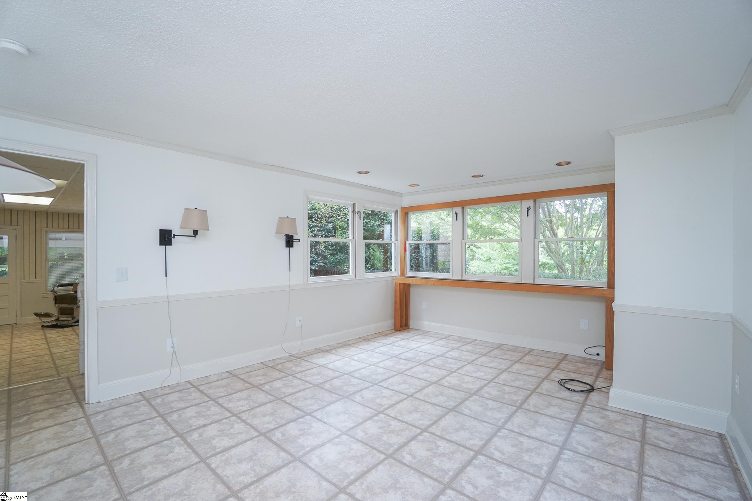 26 Crestline Road