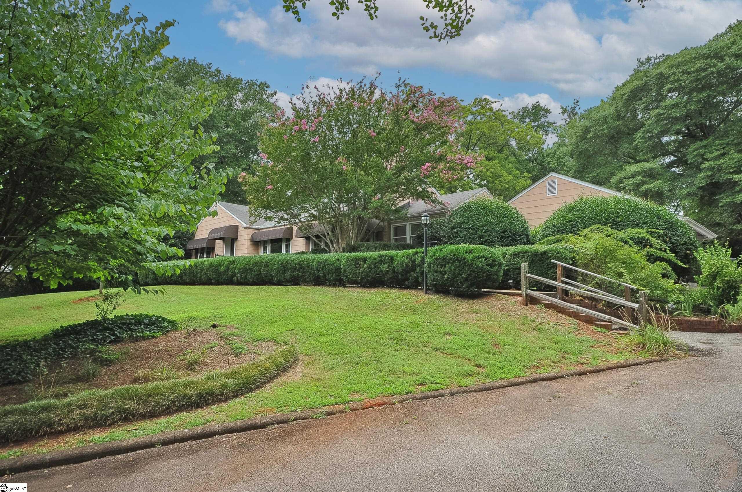 26 Crestline Road