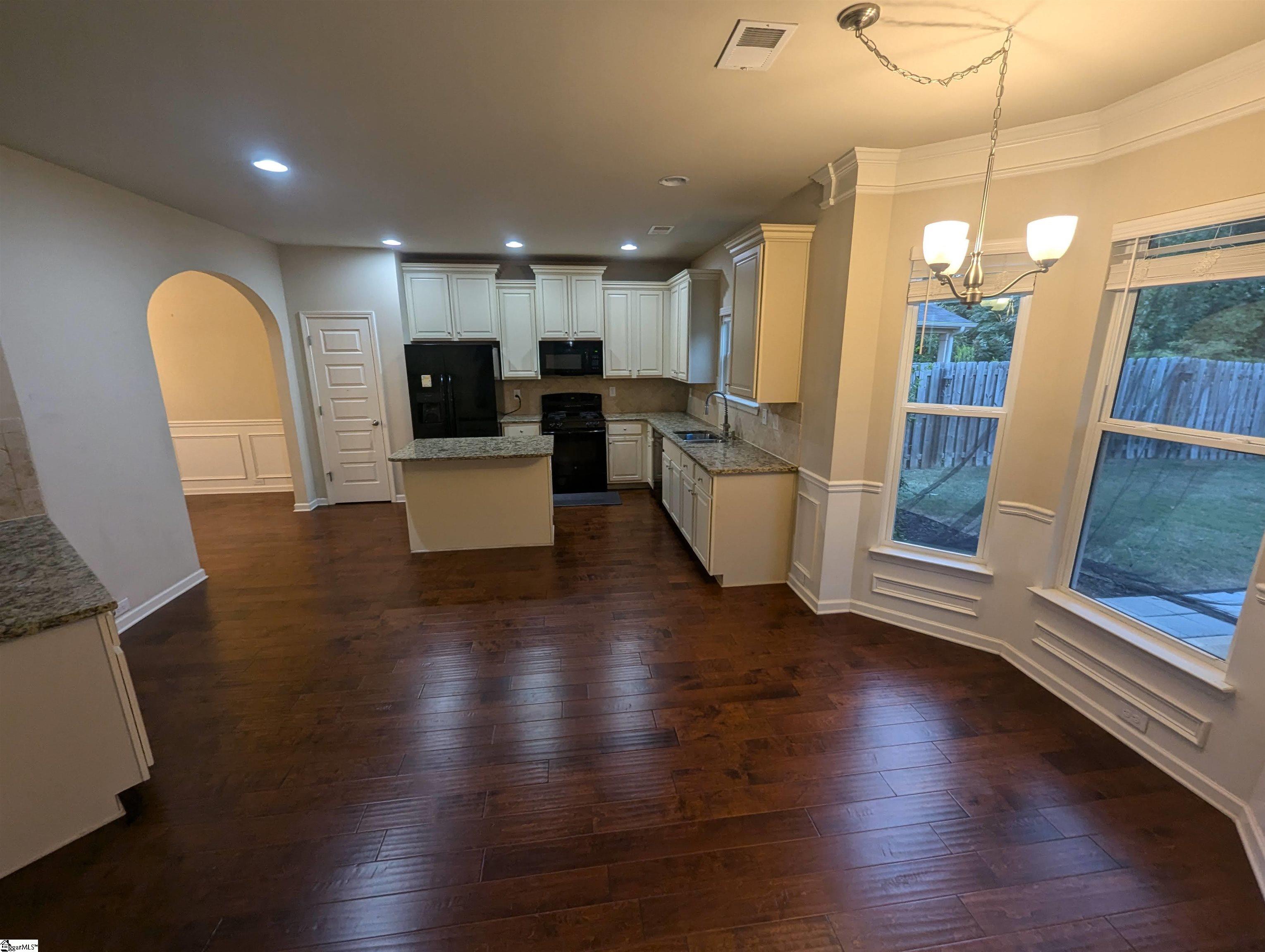 250 Heatherwood Lane