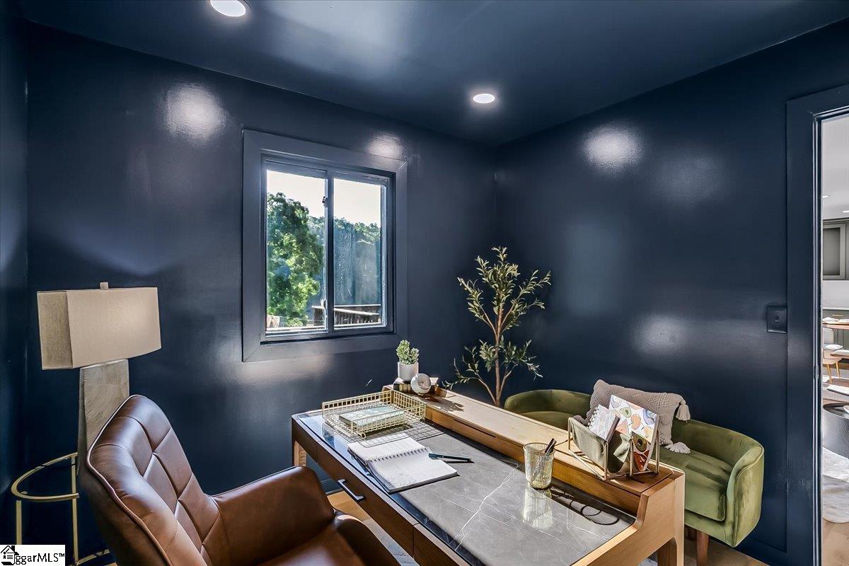 120 Quiet Lane