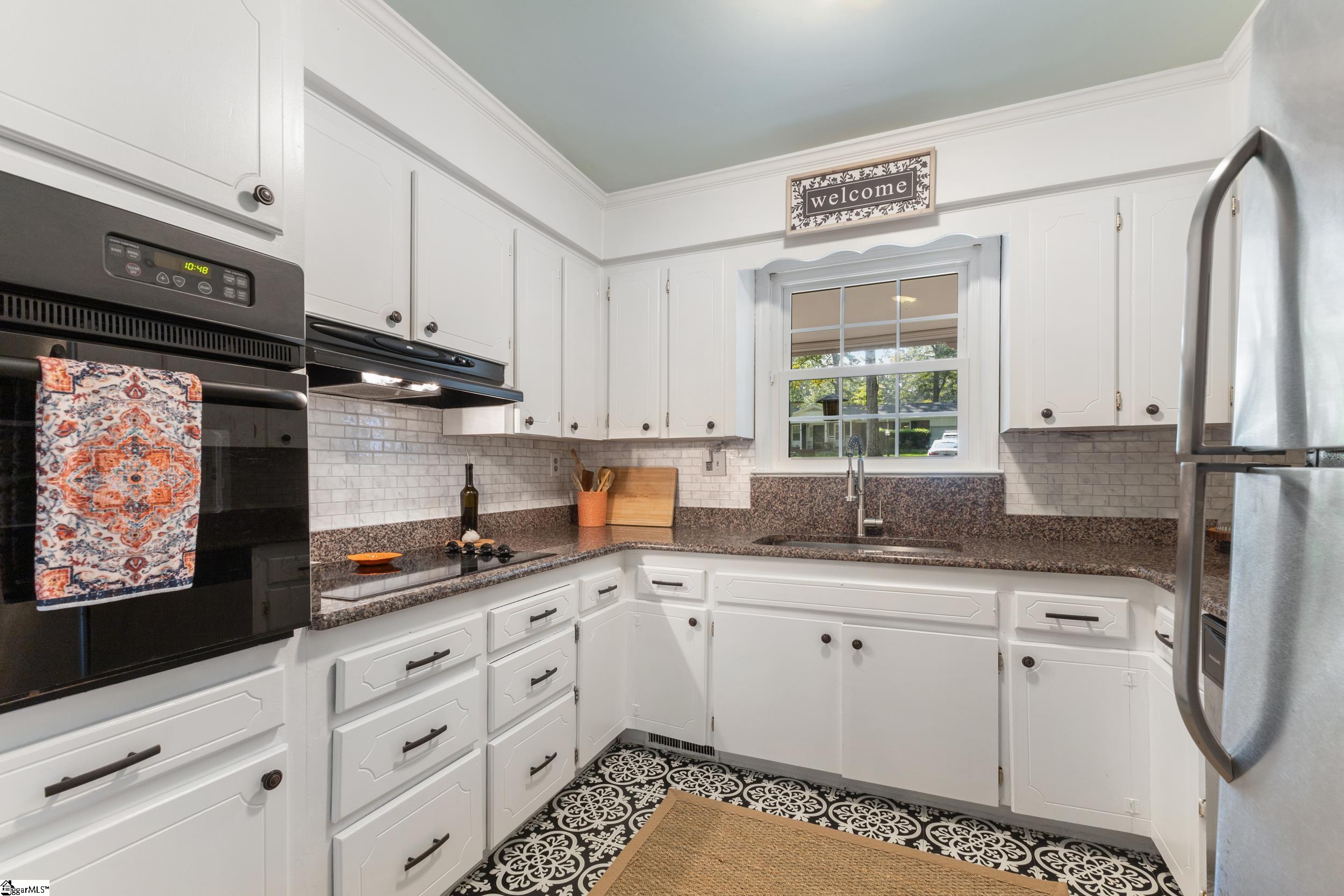 206 Dellrose Circle