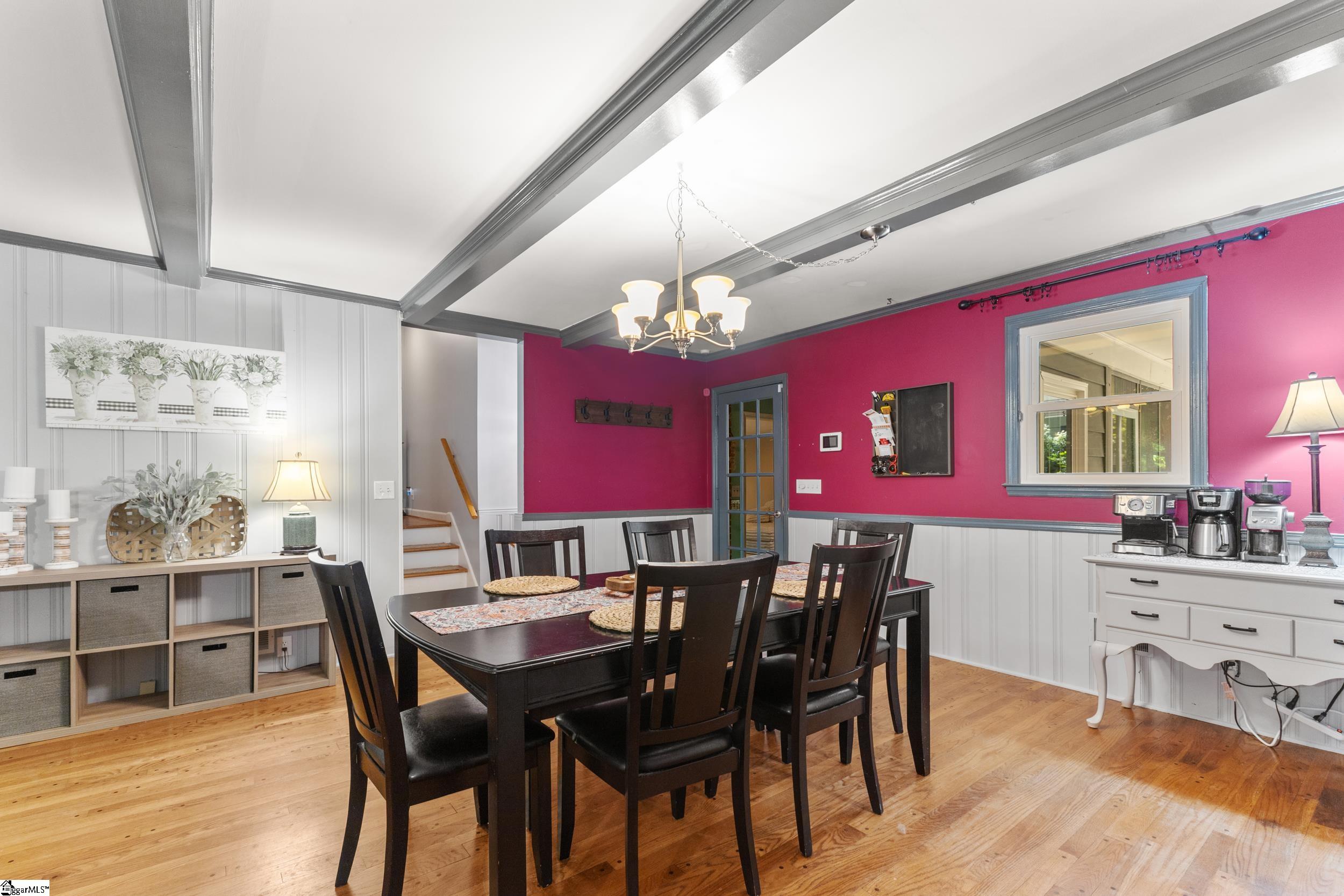 206 Dellrose Circle