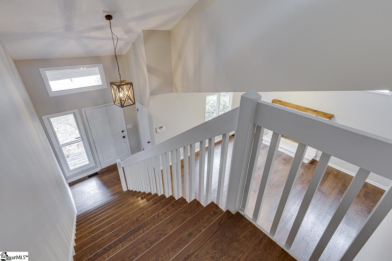 82 Westview Avenue