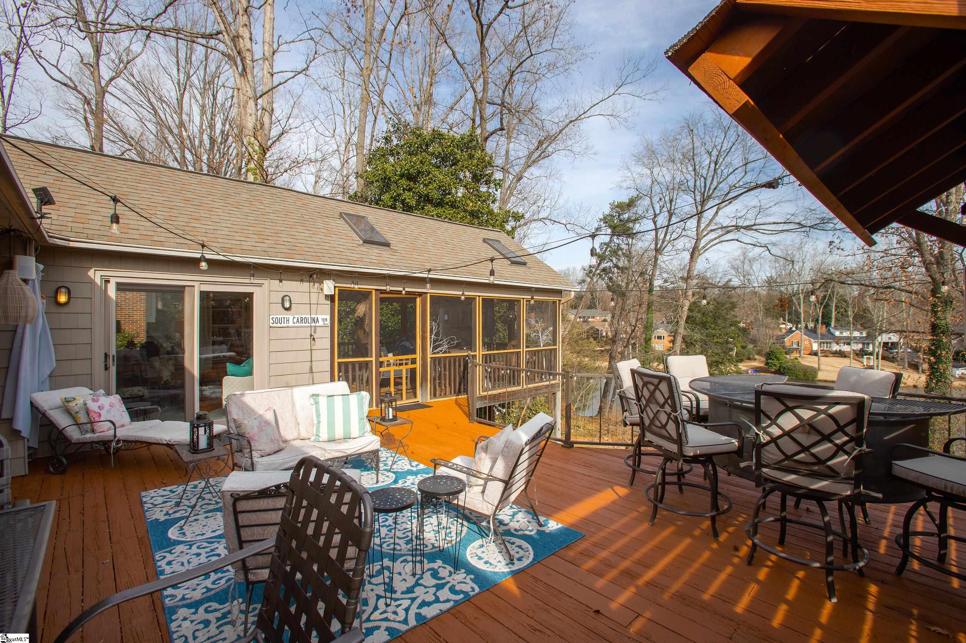 108 Lakecrest Drive