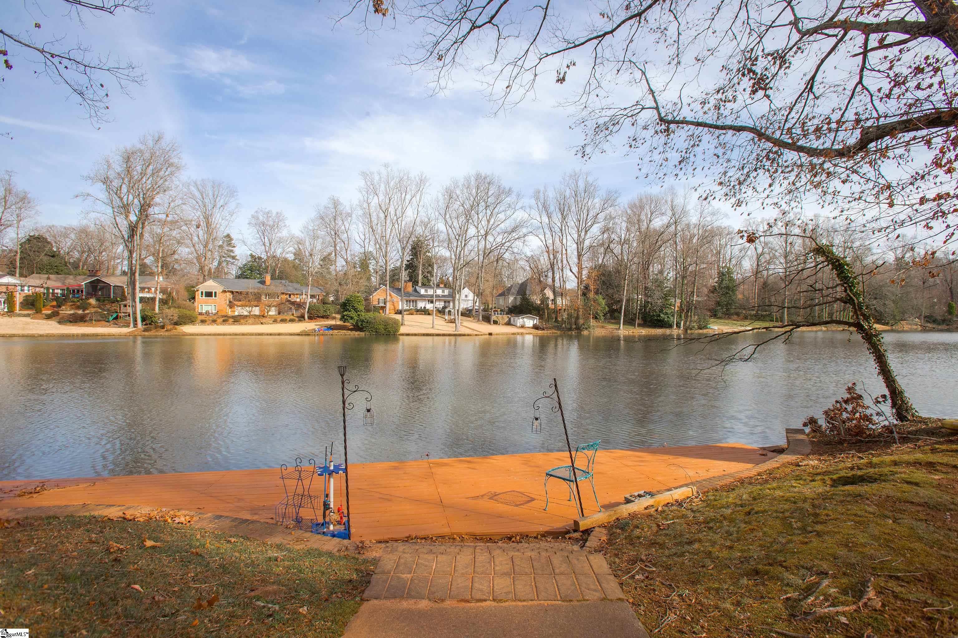 108 Lakecrest Drive