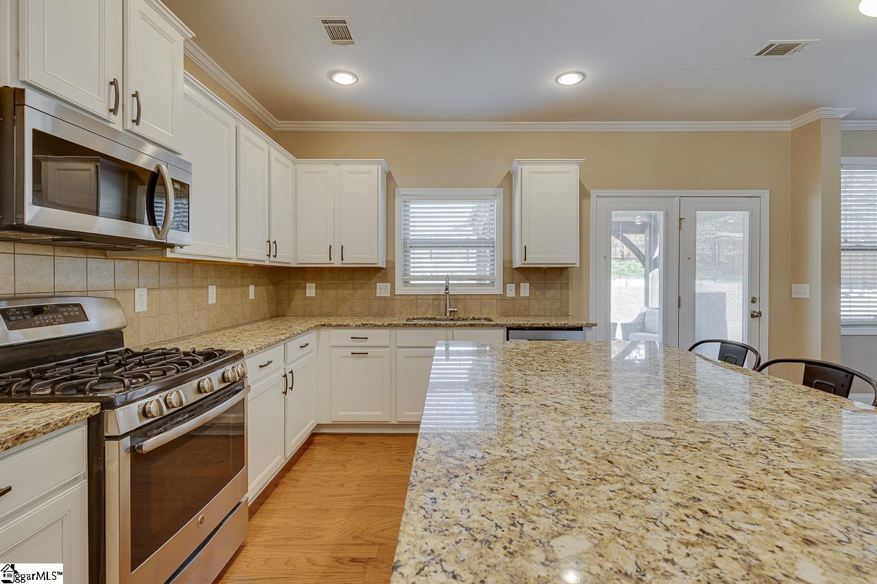 101 Trailwood Drive