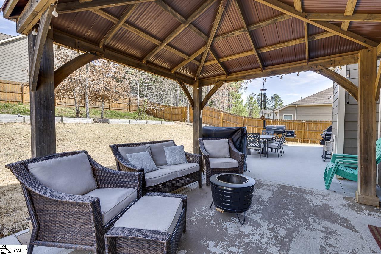 101 Trailwood Drive