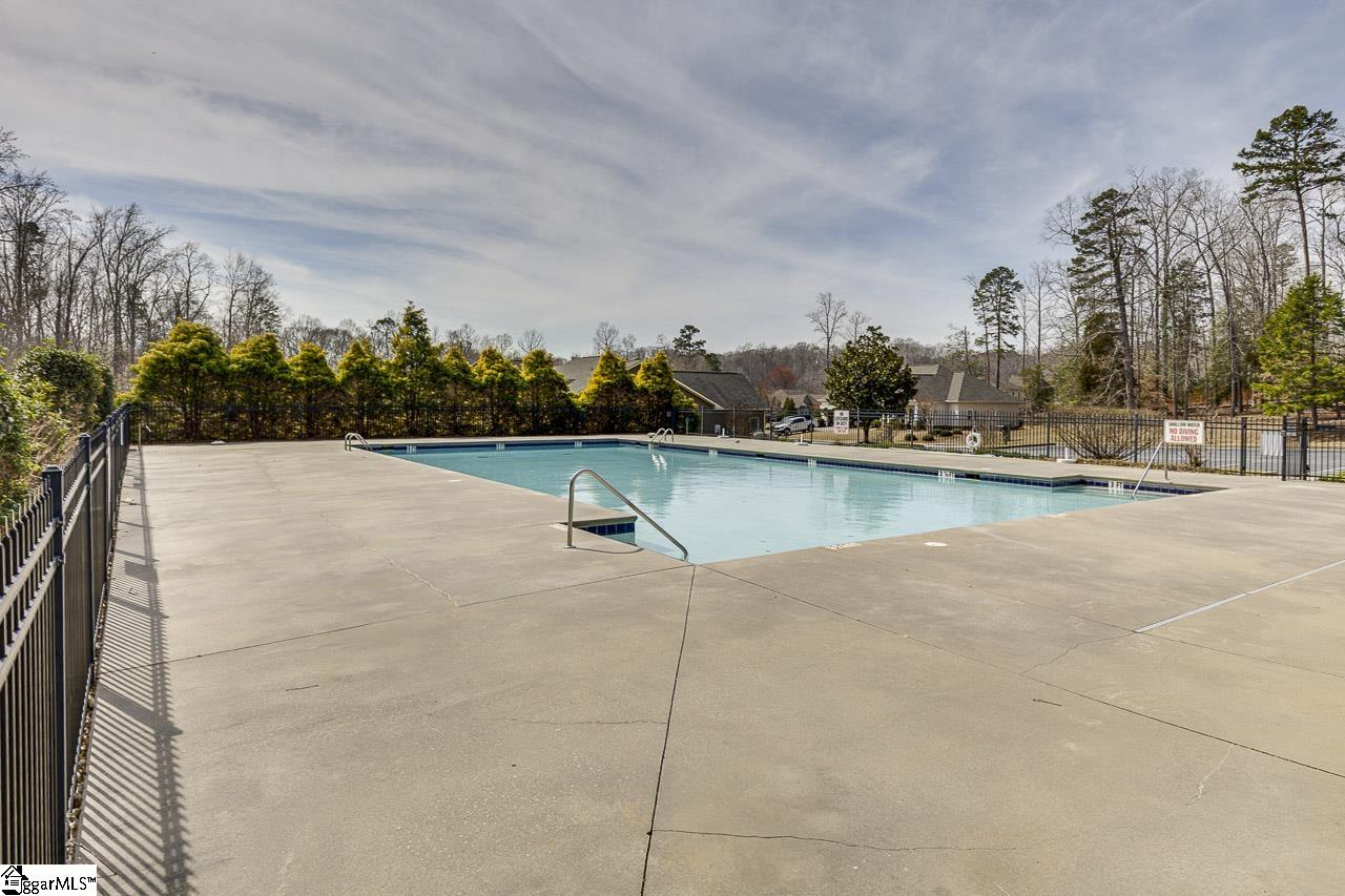 101 Trailwood Drive