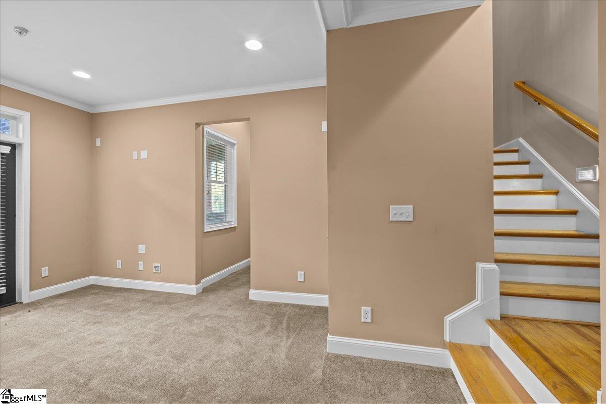 10 Edge Court Unit B
