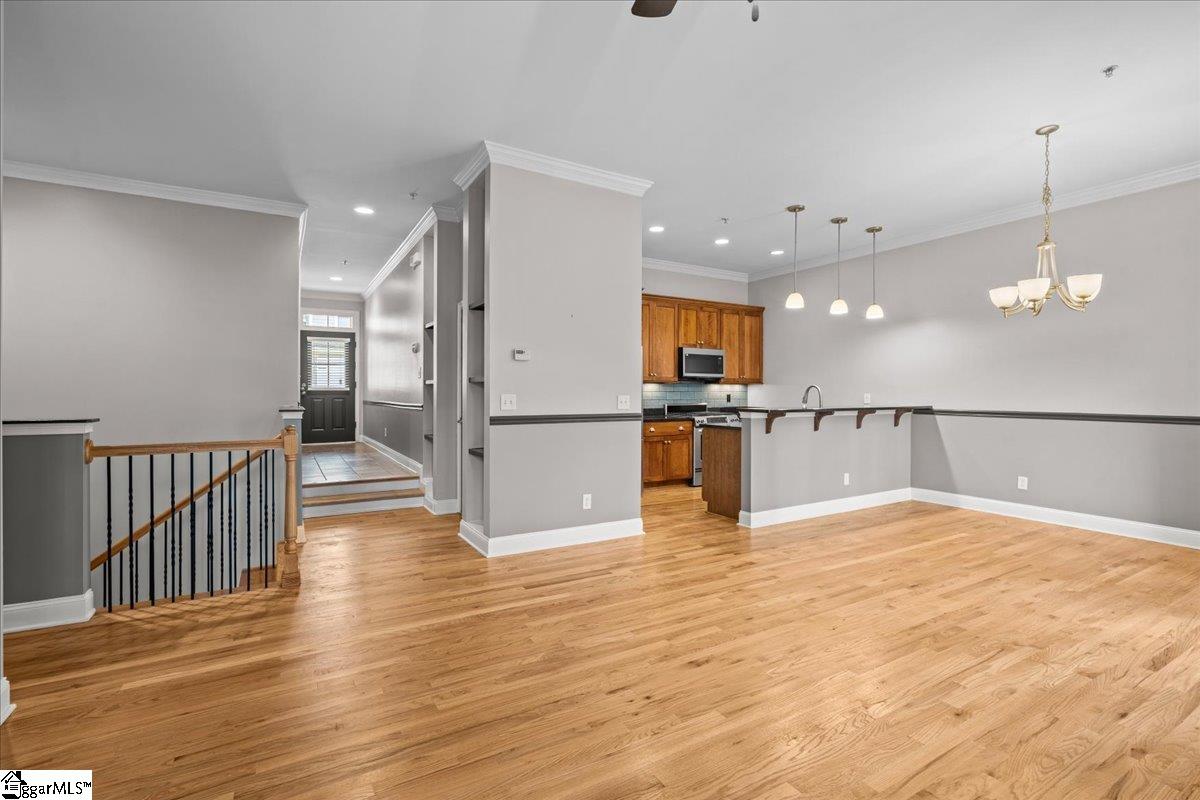 10 Edge Court Unit B