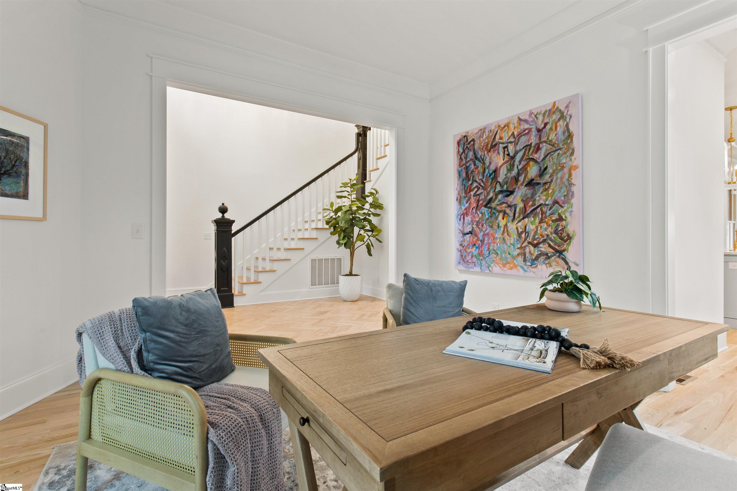 215 W Earle Street