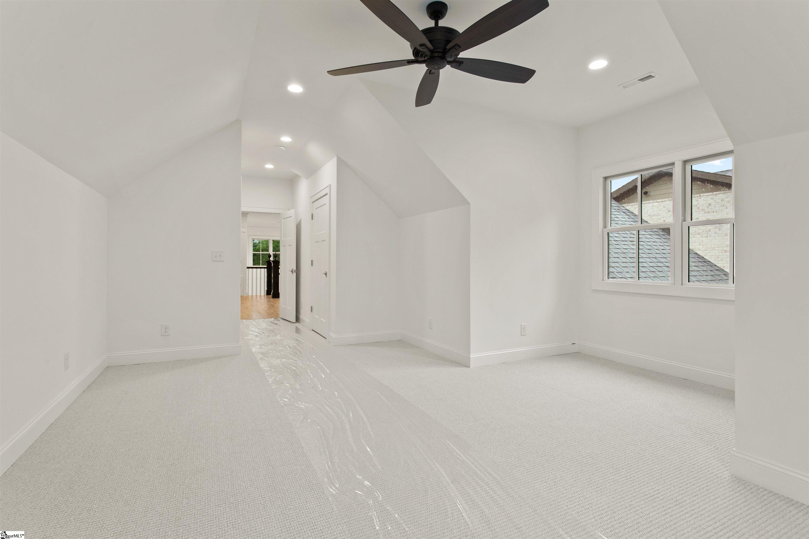 215 W Earle Street