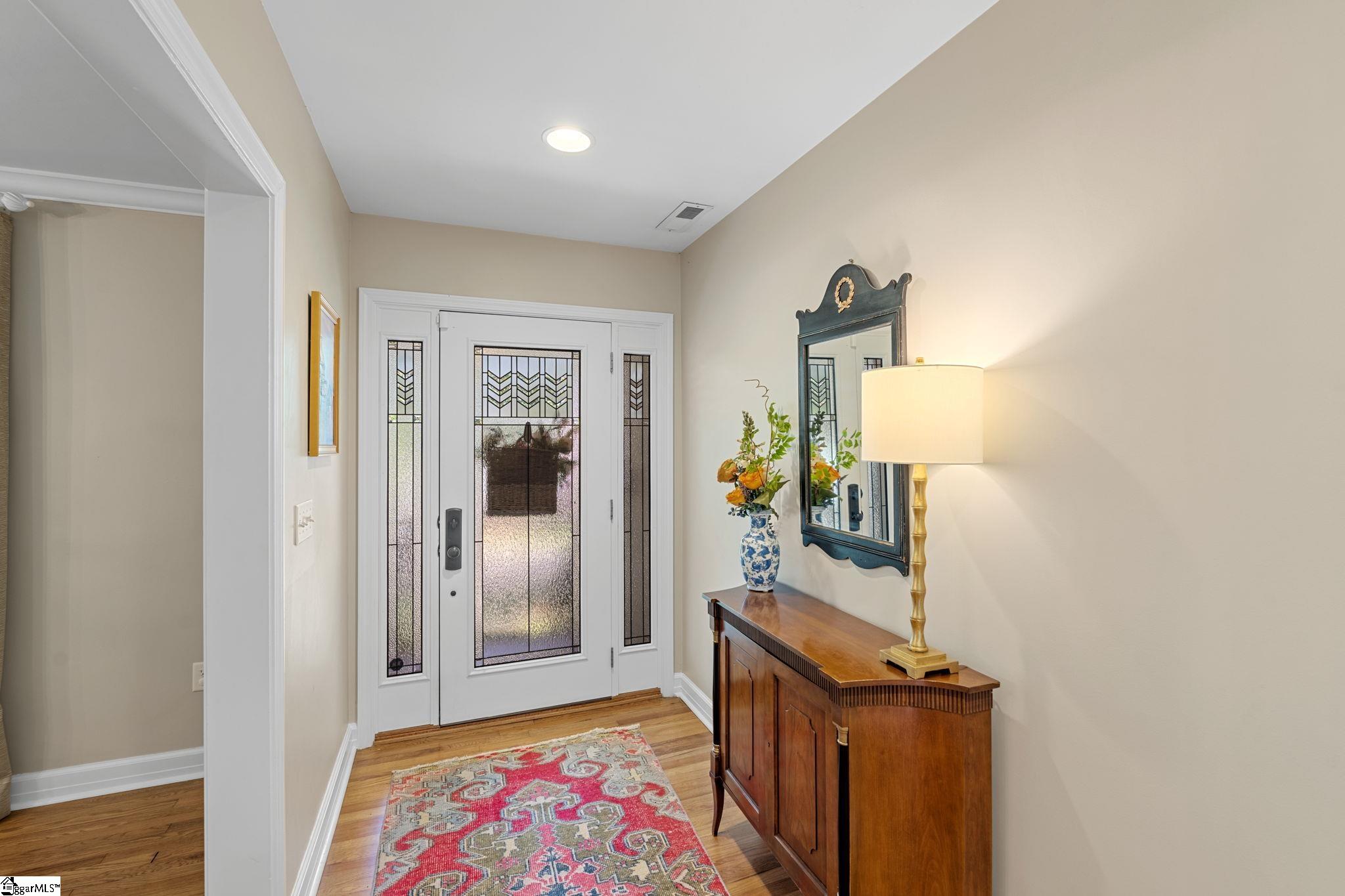 115 W Montclair Avenue