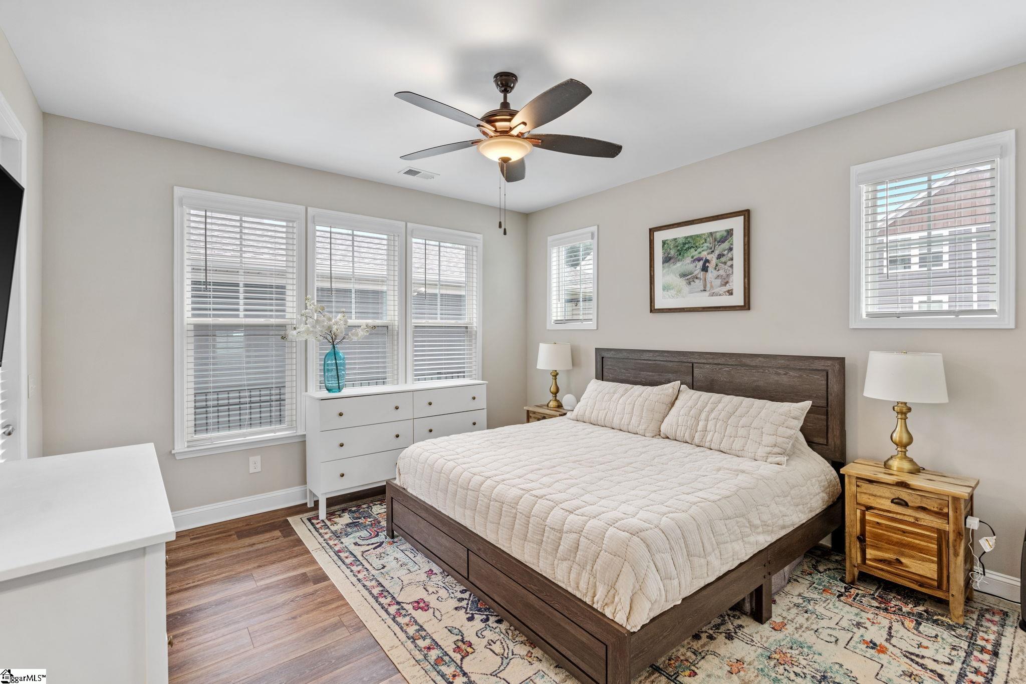 54 Cottage Knoll Circle