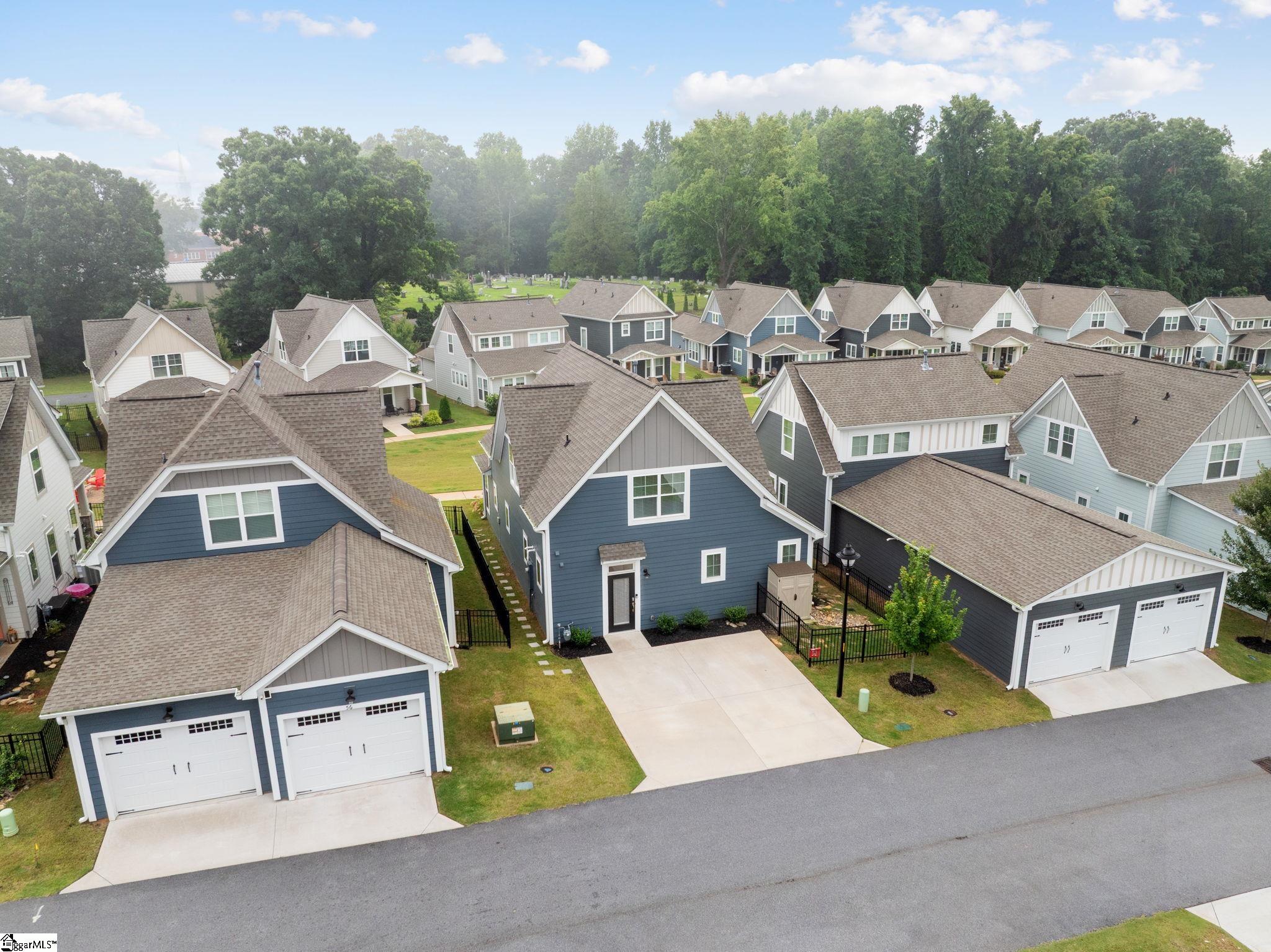 54 Cottage Knoll Circle