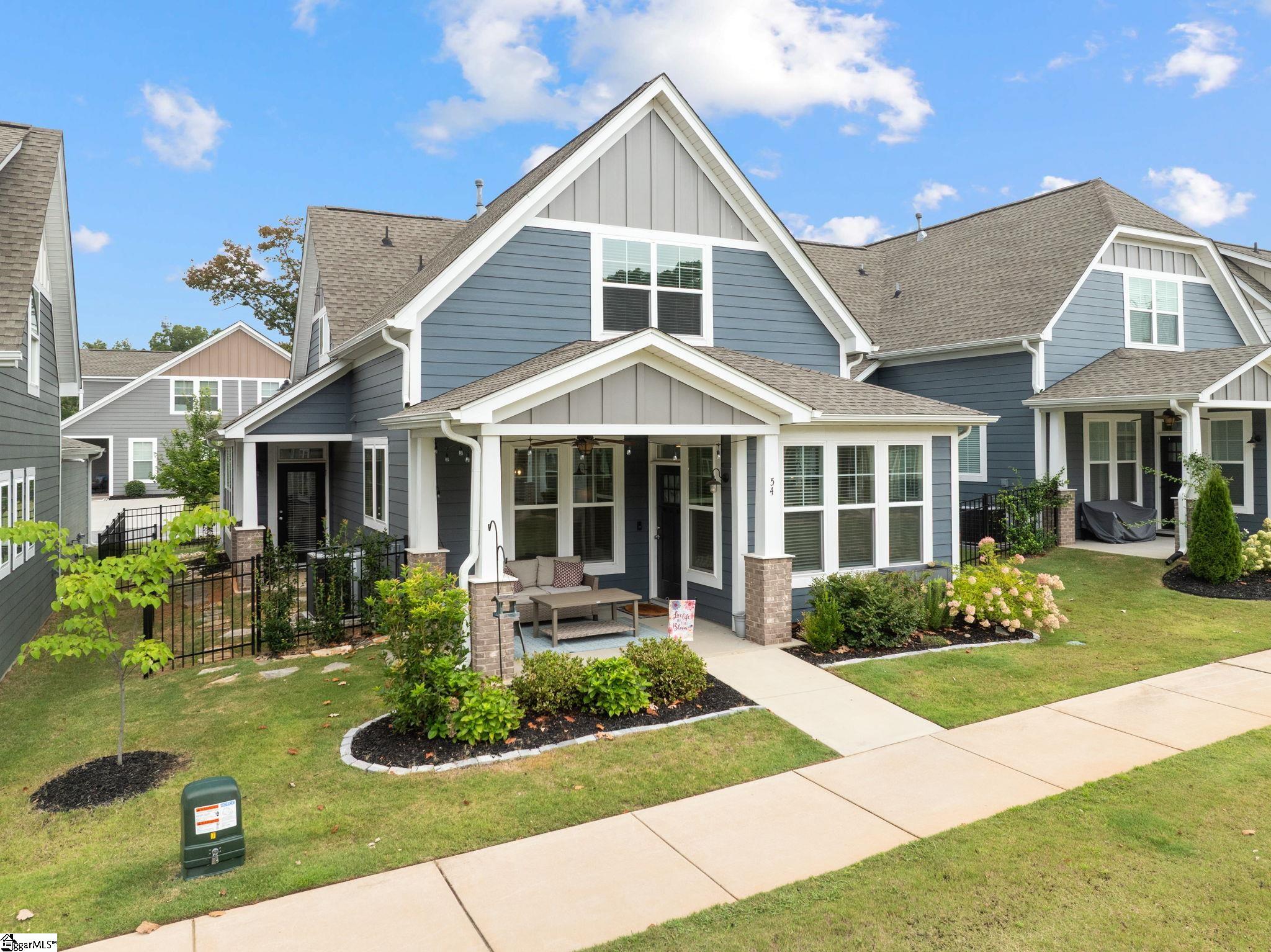 54 Cottage Knoll Circle