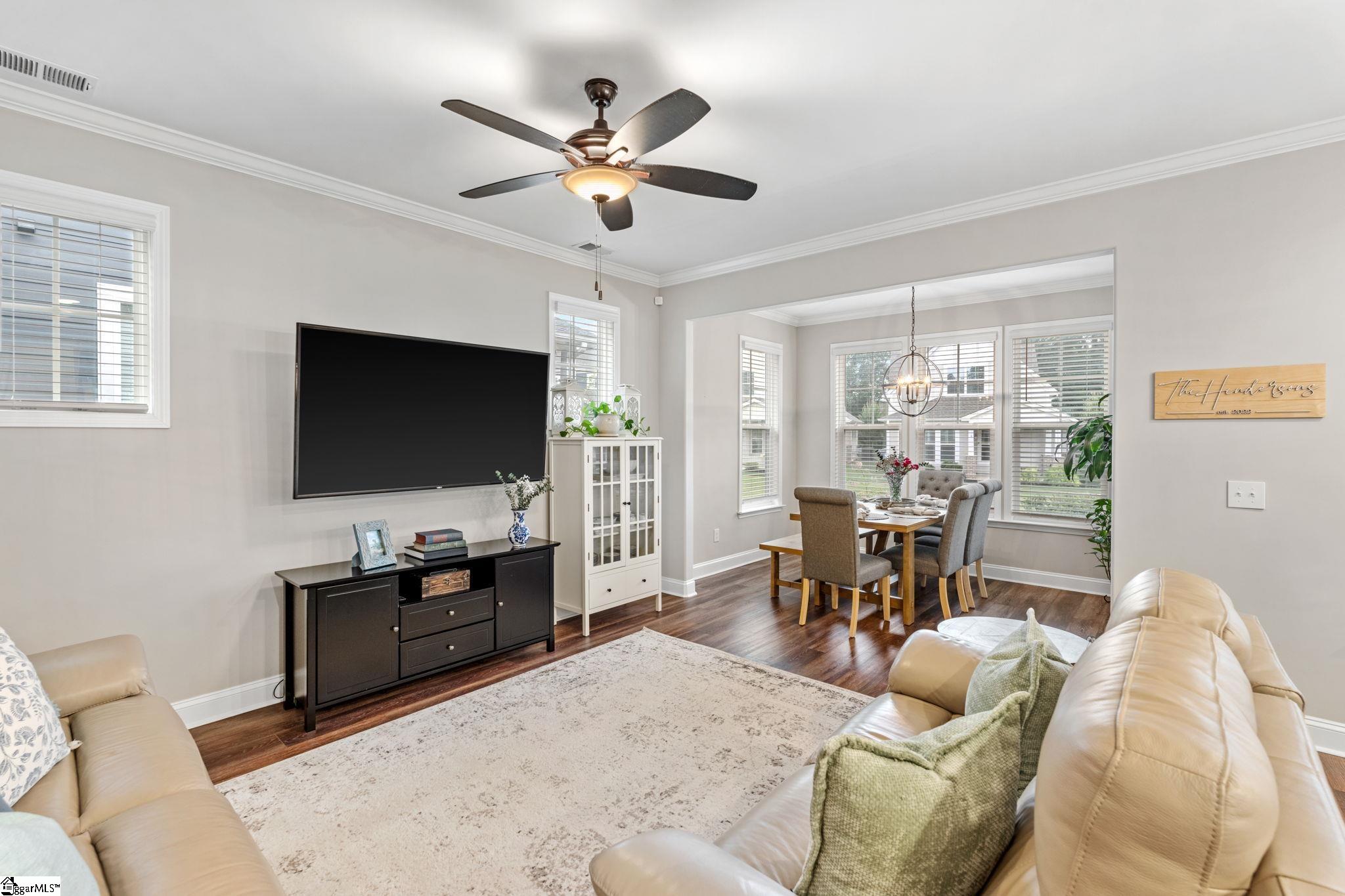 54 Cottage Knoll Circle