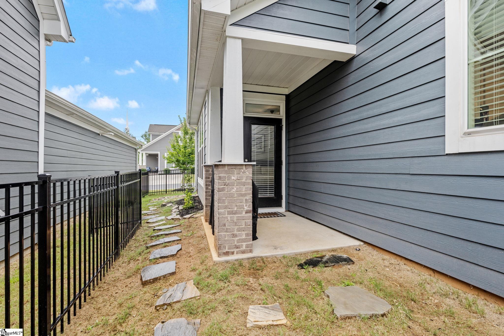 54 Cottage Knoll Circle