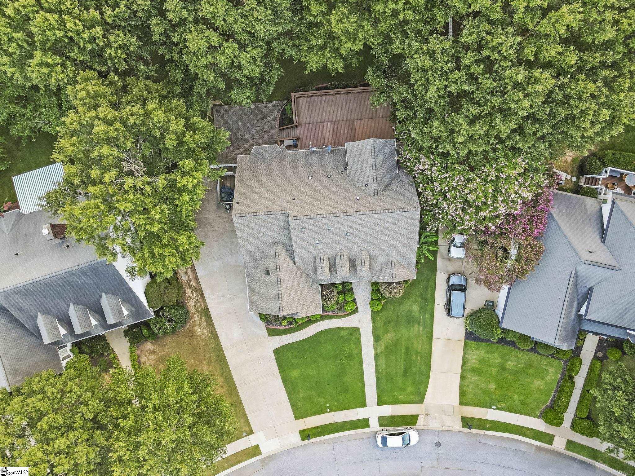6 Gables Way