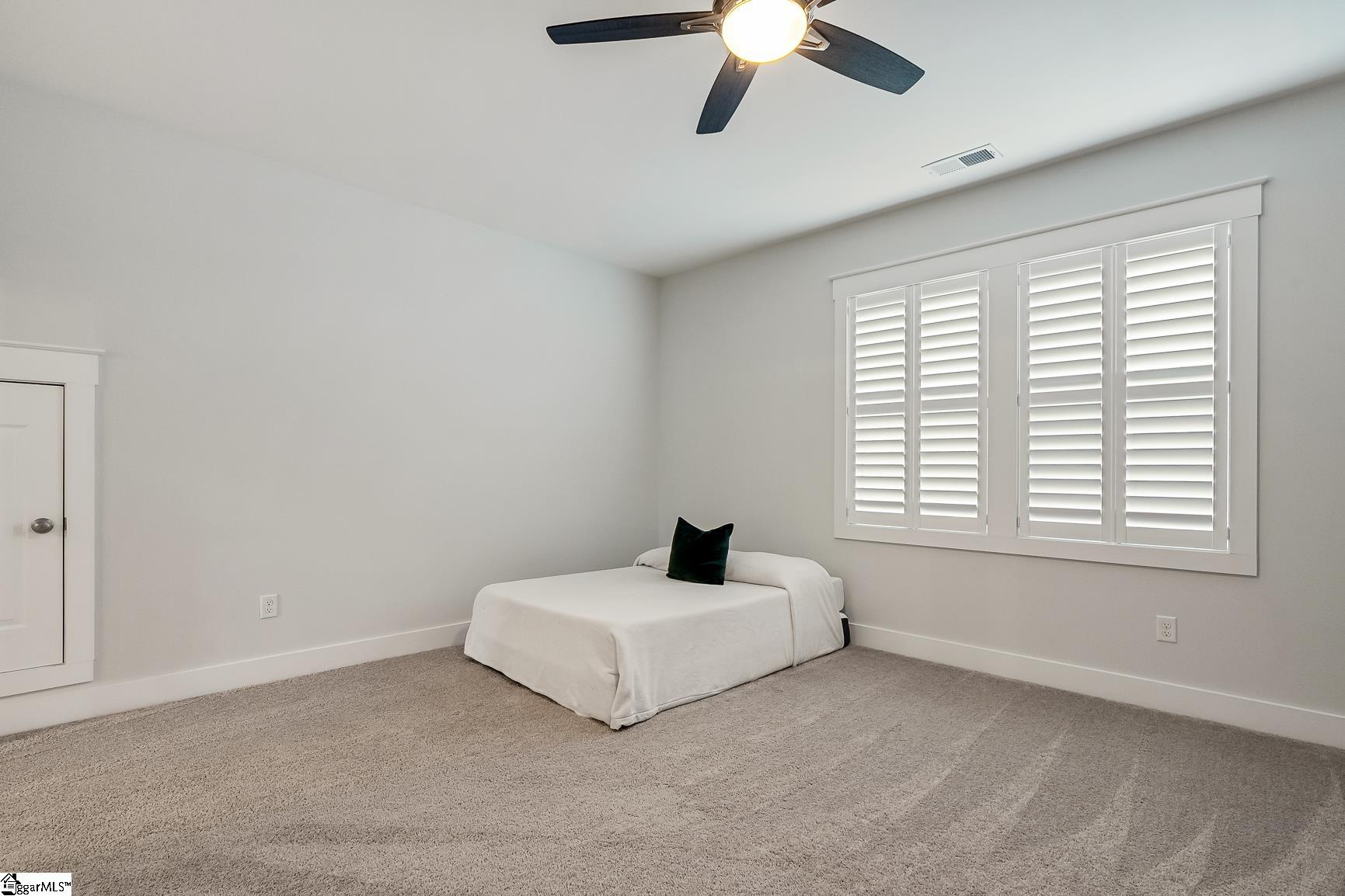 4 Semillon Road