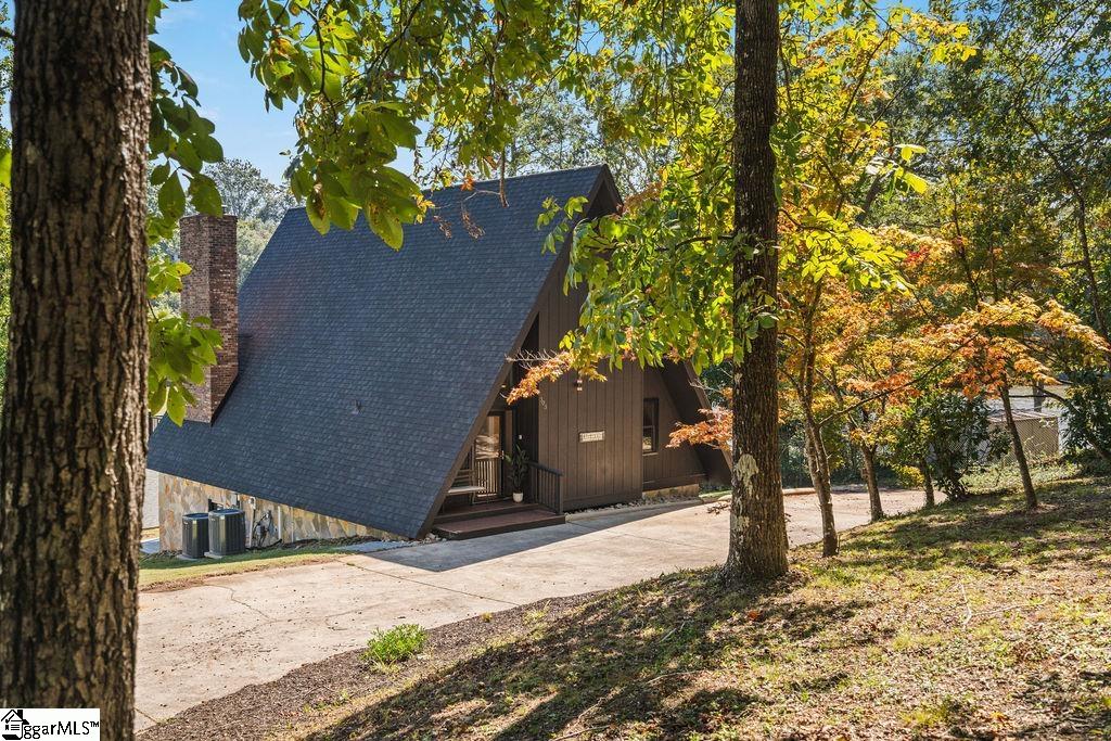 303 Snyder Road