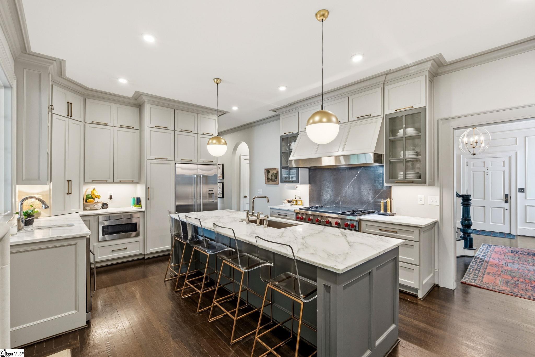 425 Mciver Street