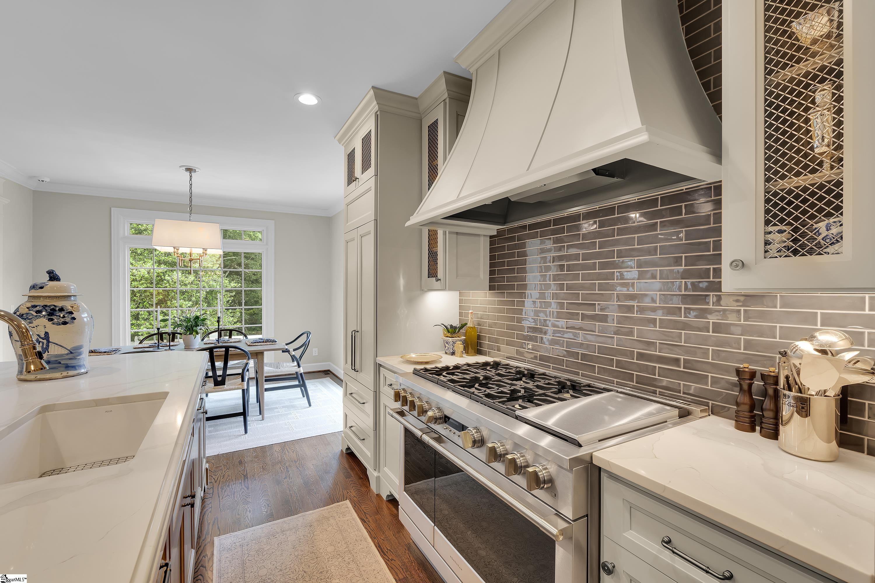7 Weatherby Drive