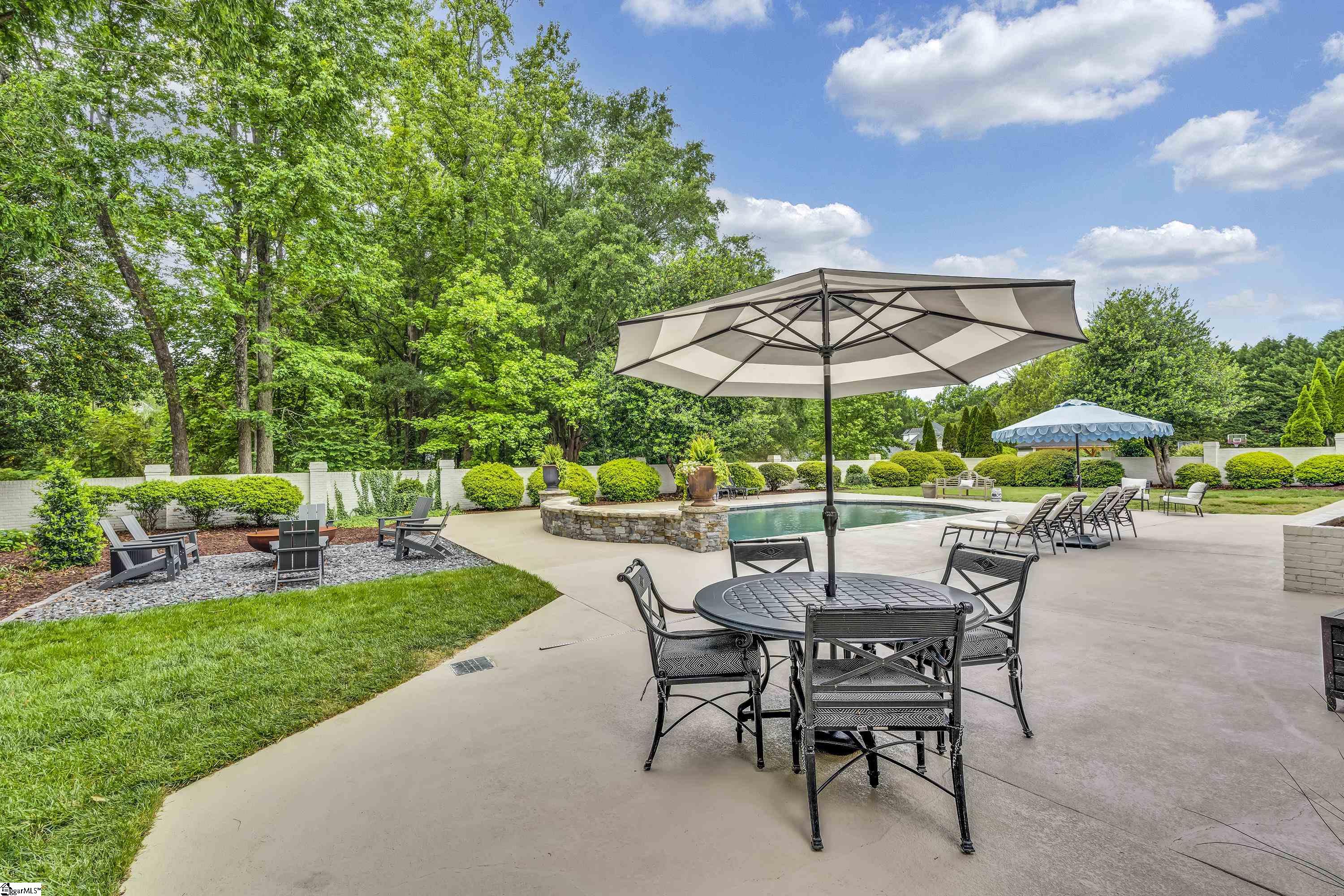 7 Weatherby Drive