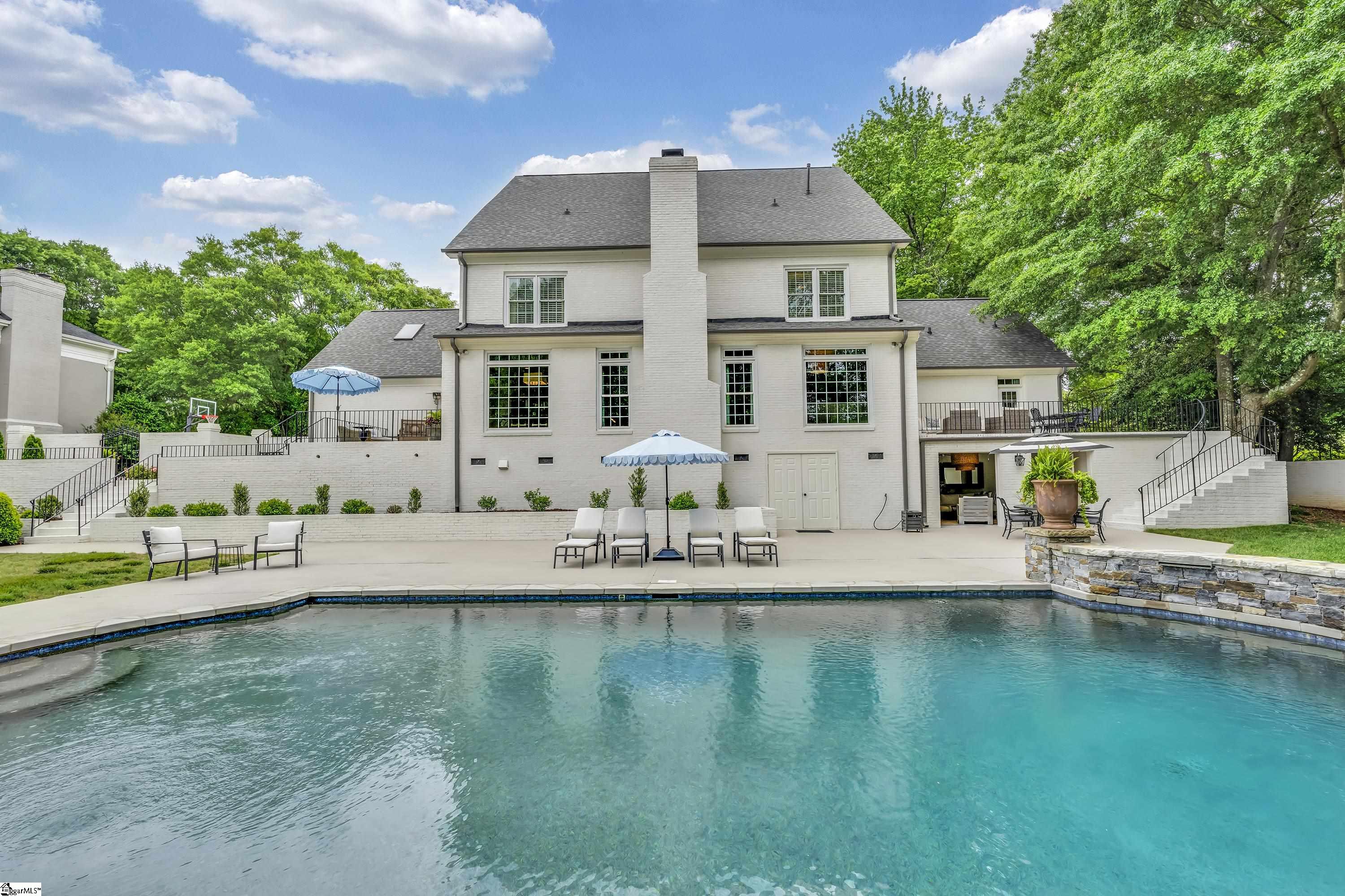 7 Weatherby Drive