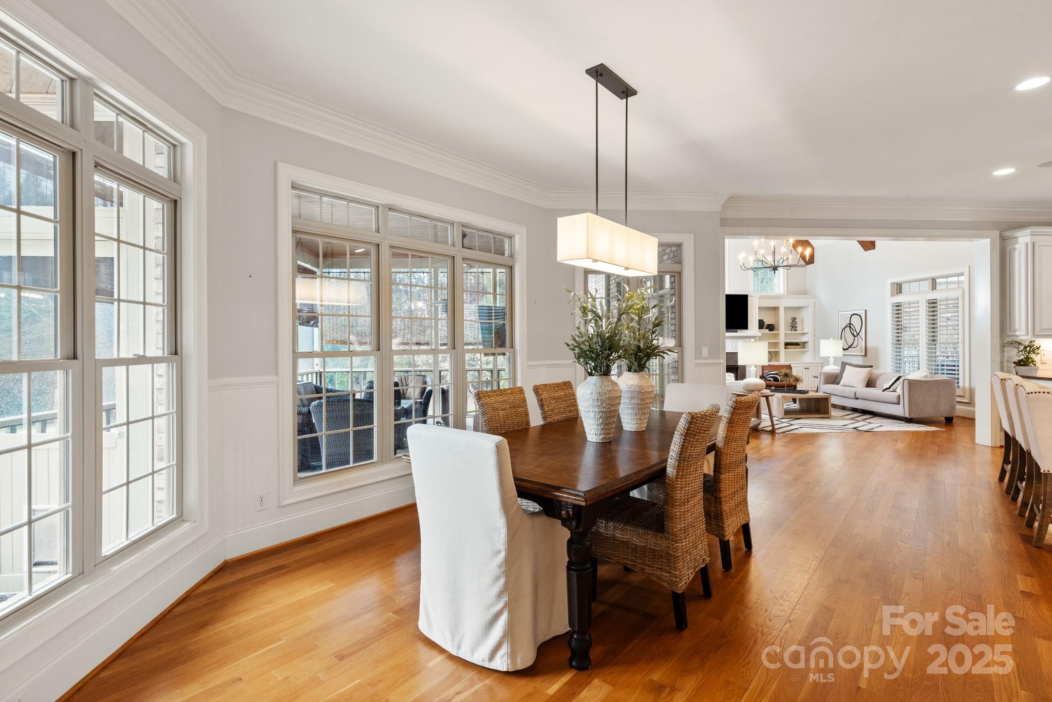 1506 Venetian Way Drive