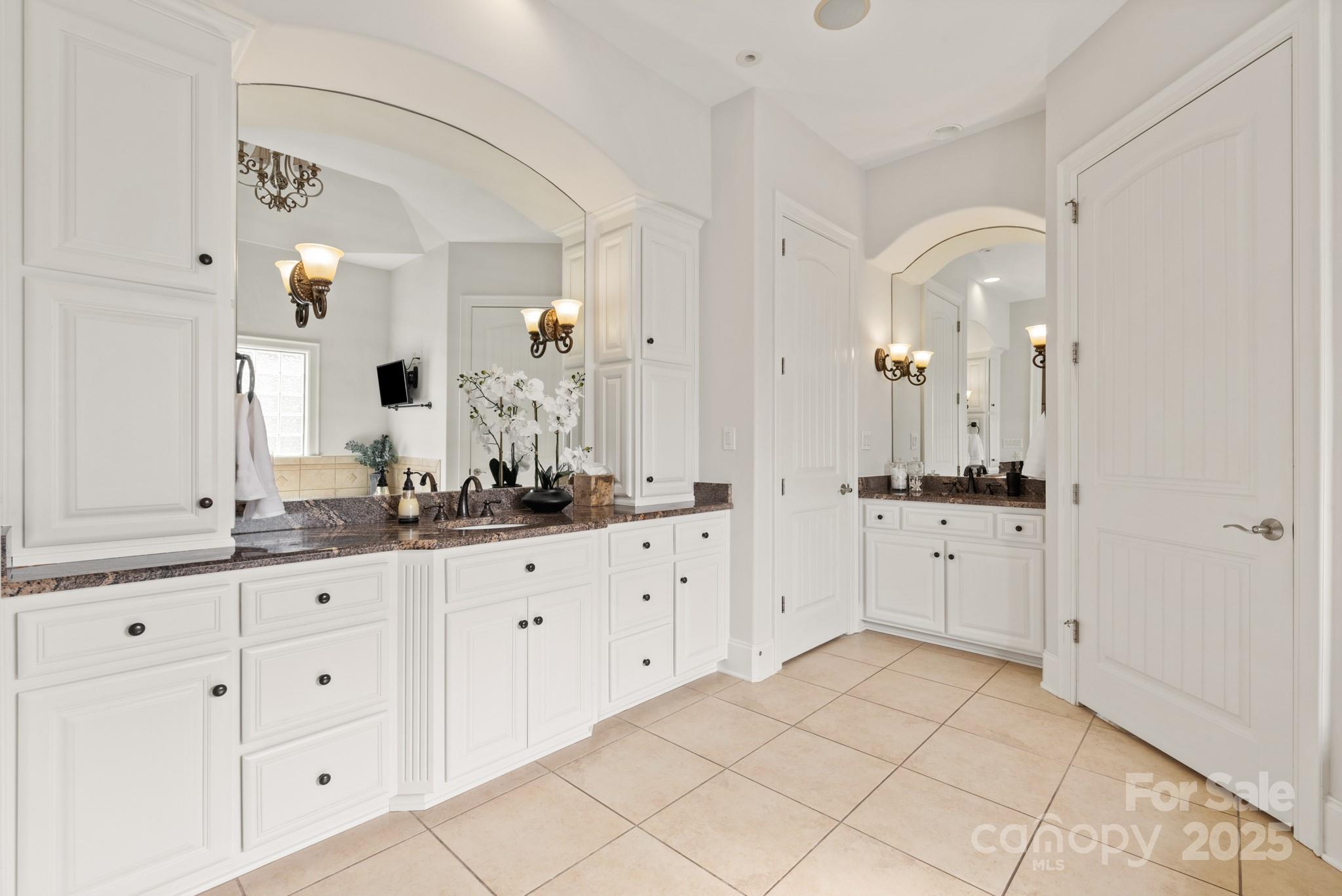 1506 Venetian Way Drive