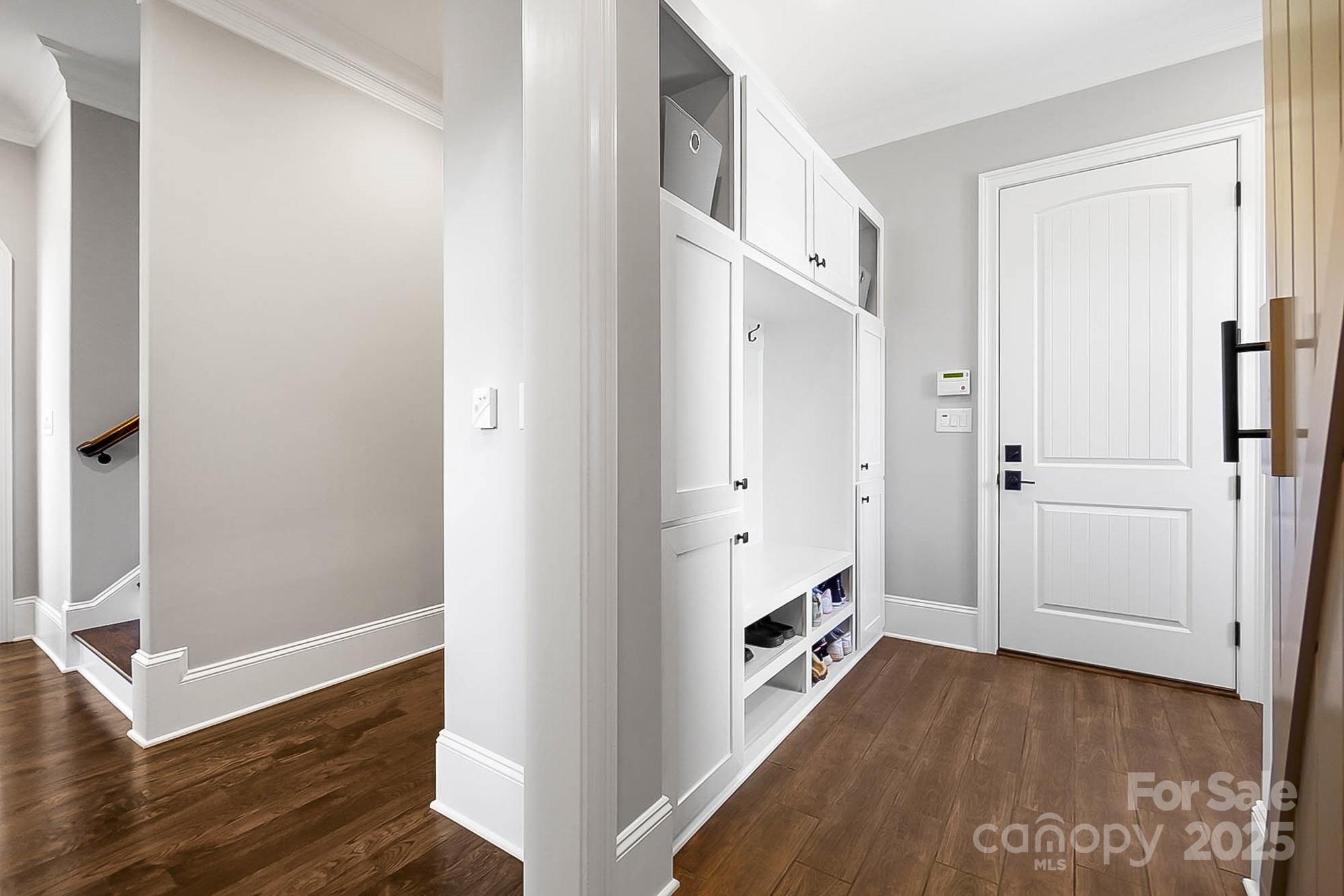 1311 Sunnys Halo Lane