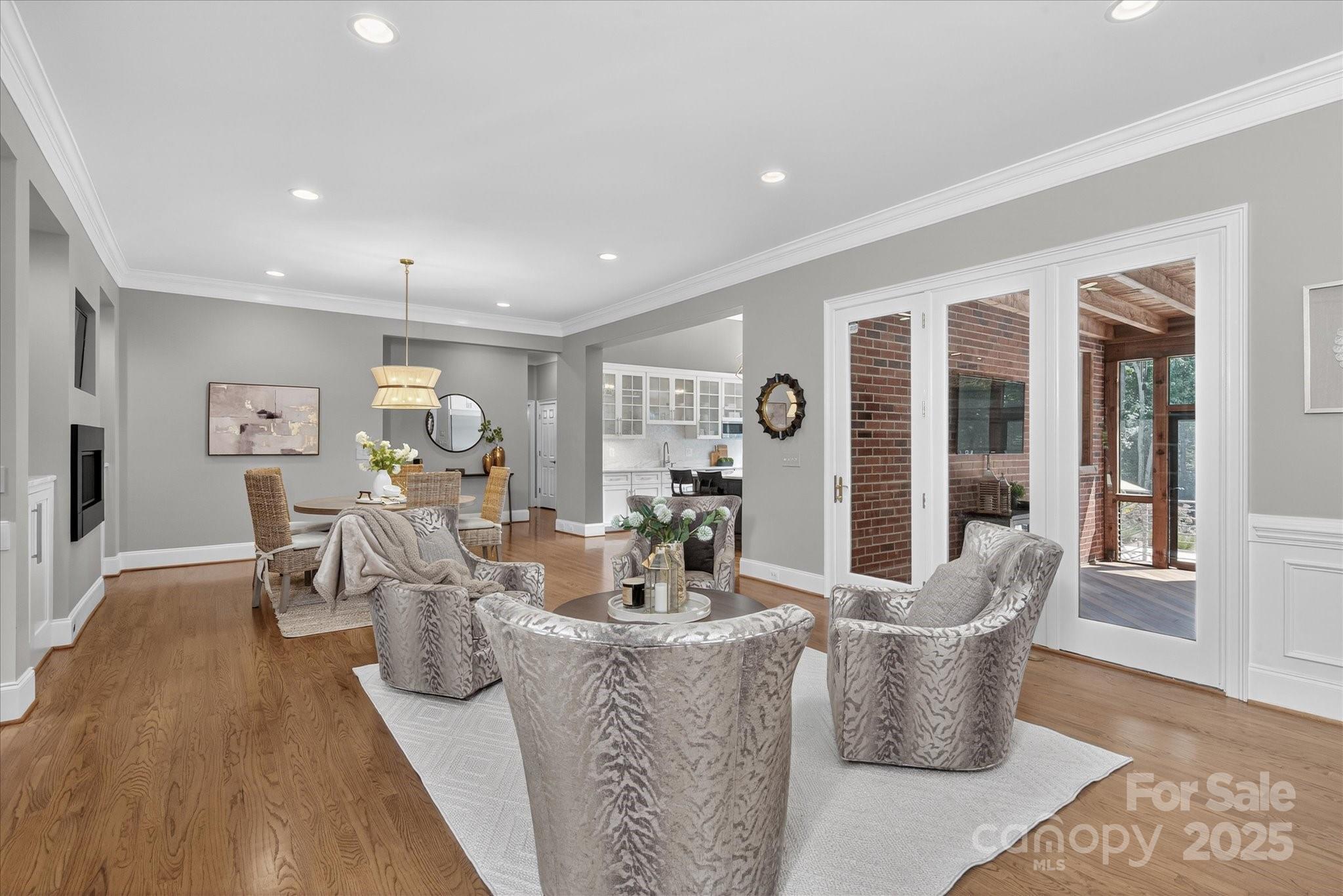 9723 Sedgefield Drive