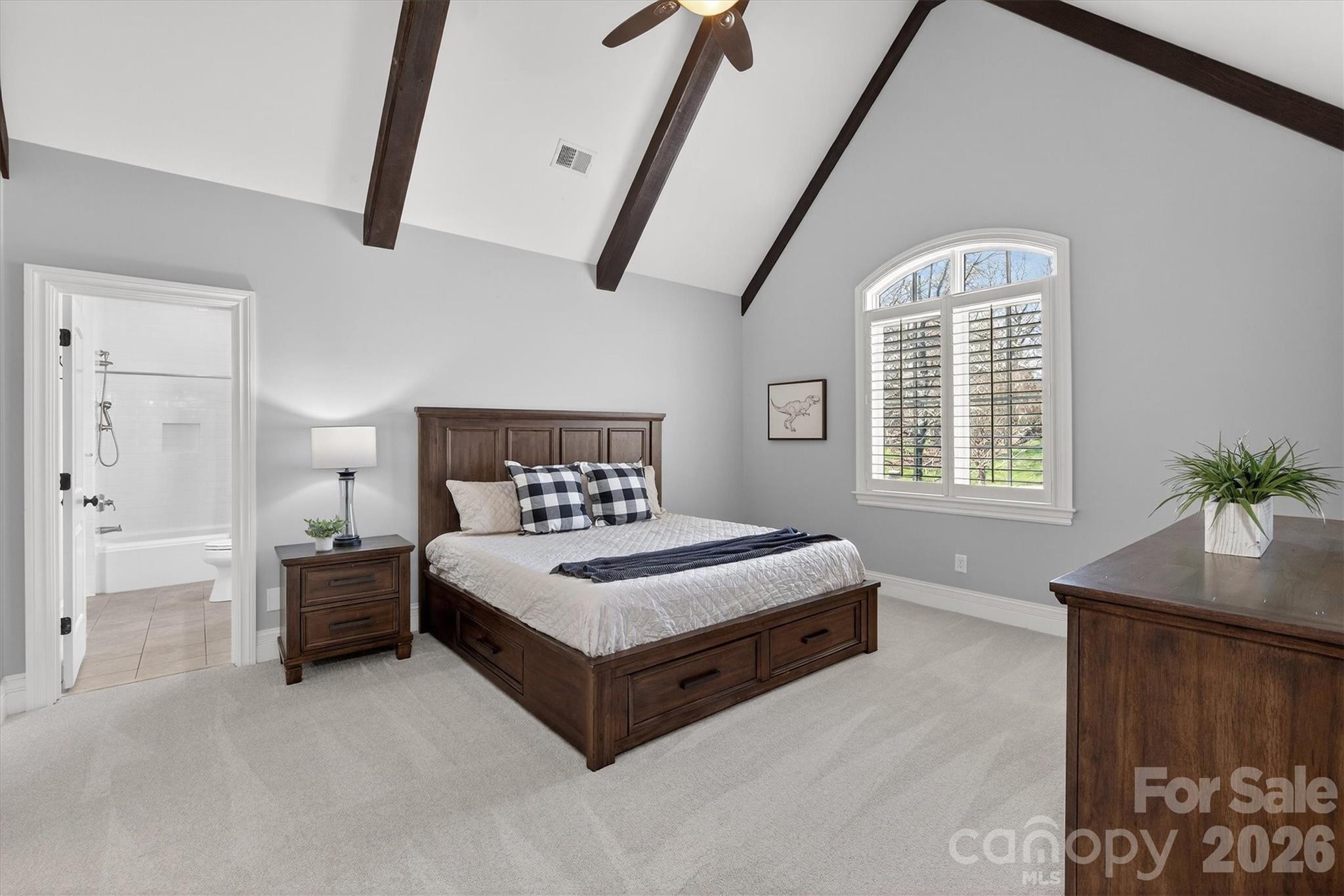 1915 Smarty Jones Drive