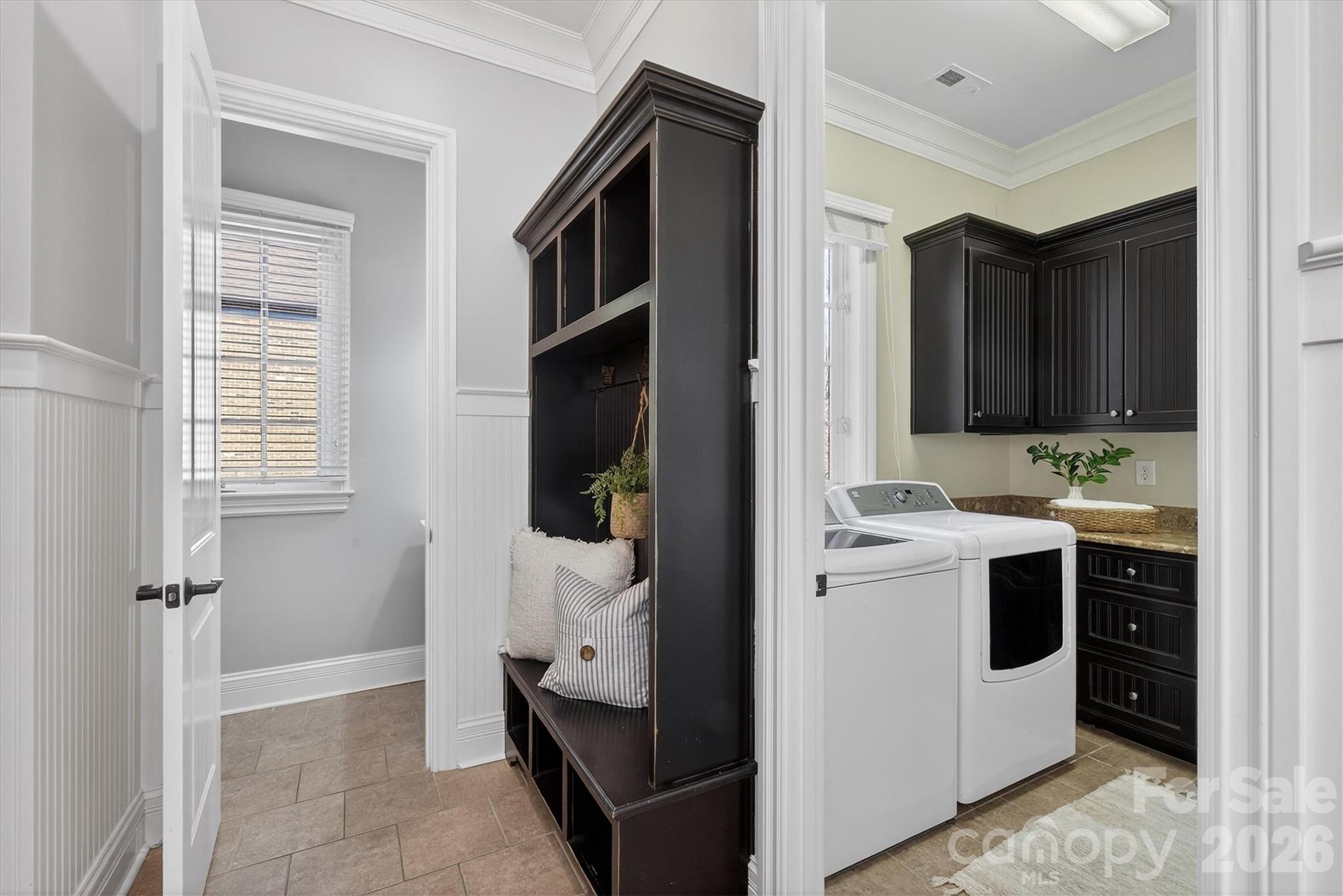 1915 Smarty Jones Drive